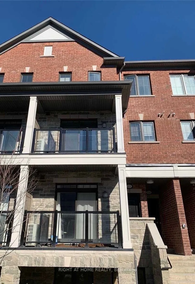 201 Pine Grove Road, #423