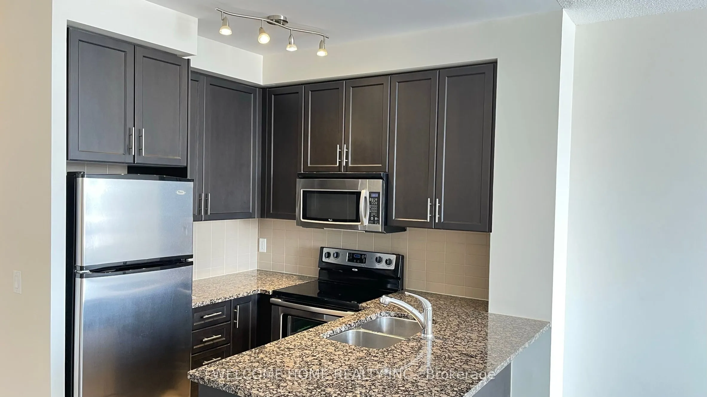 9245 Jane Street, #1602