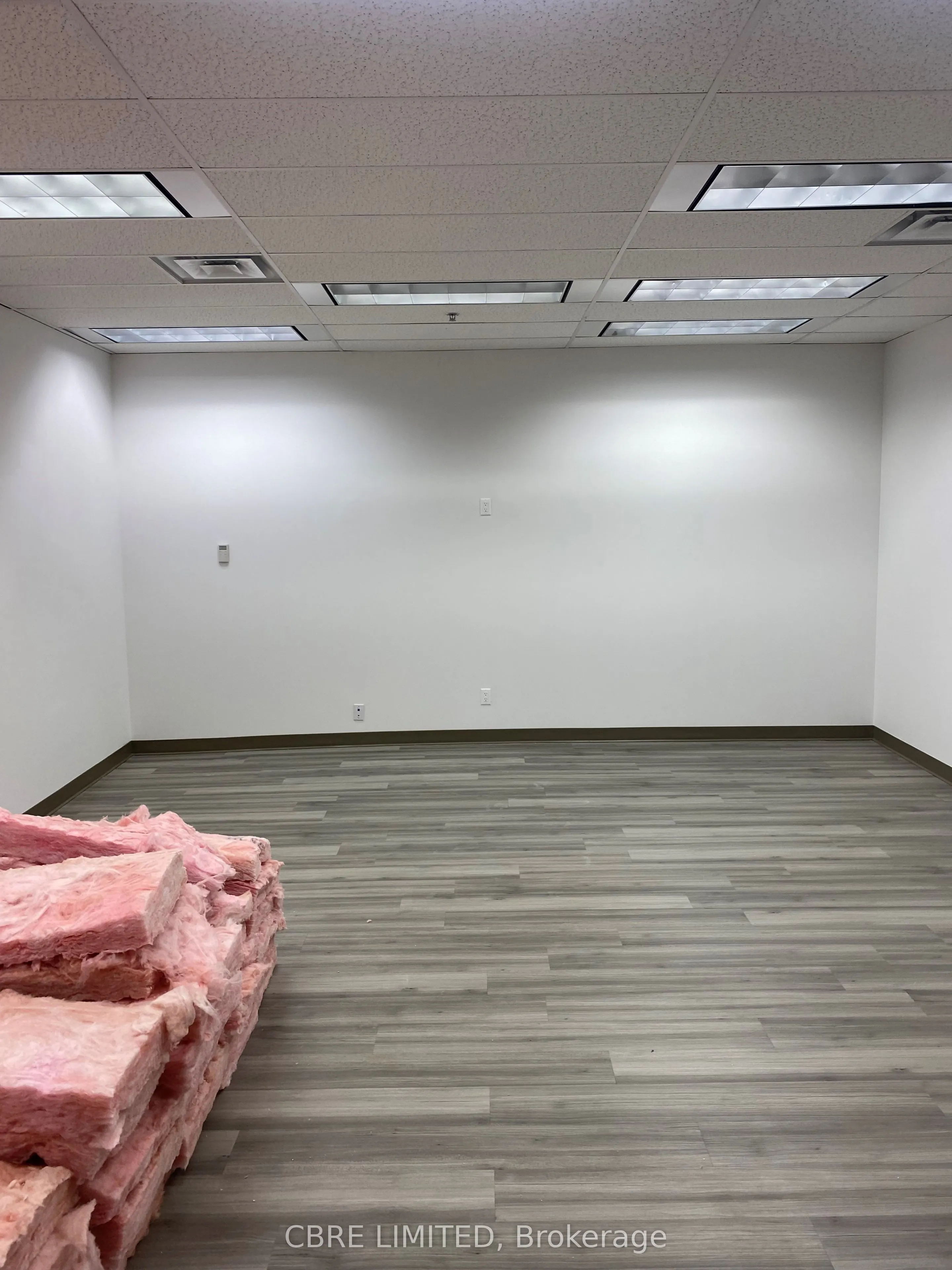 7077 Keele Street, #303