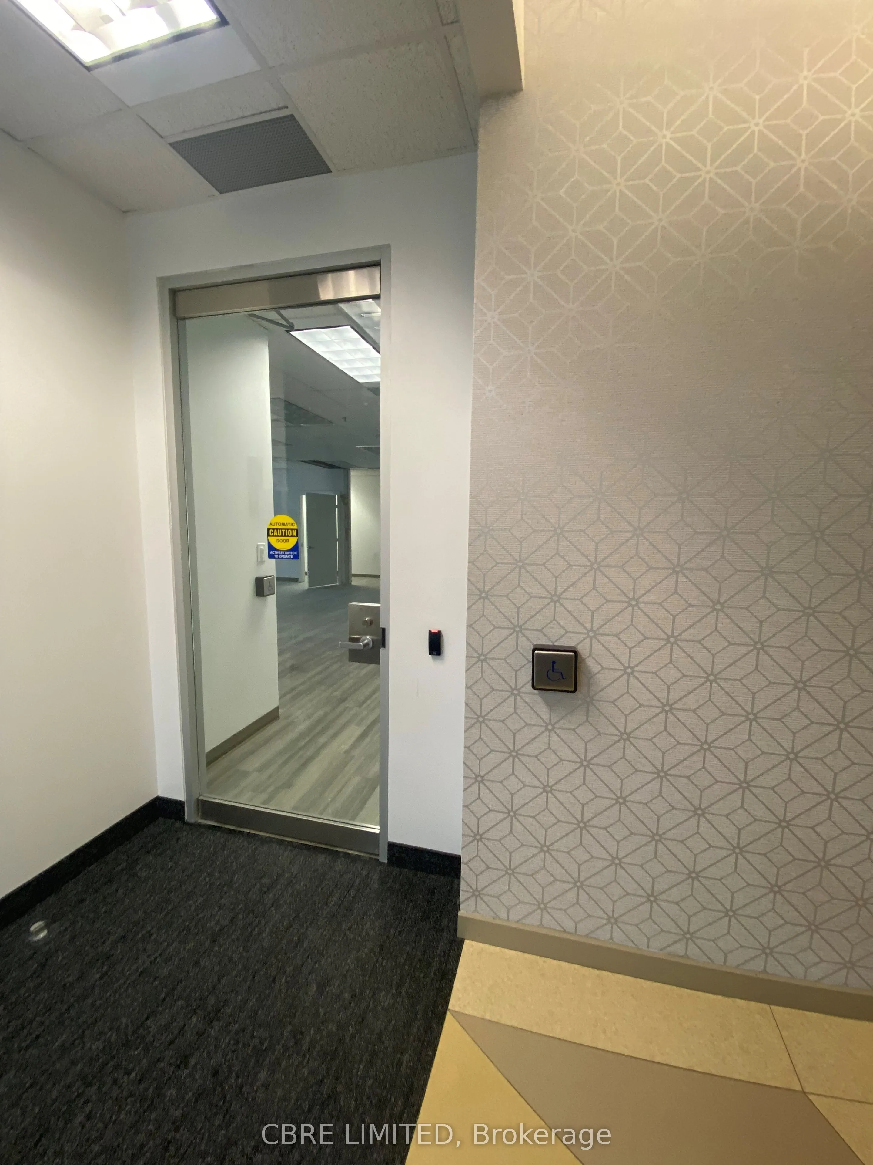 7077 Keele Street, #303