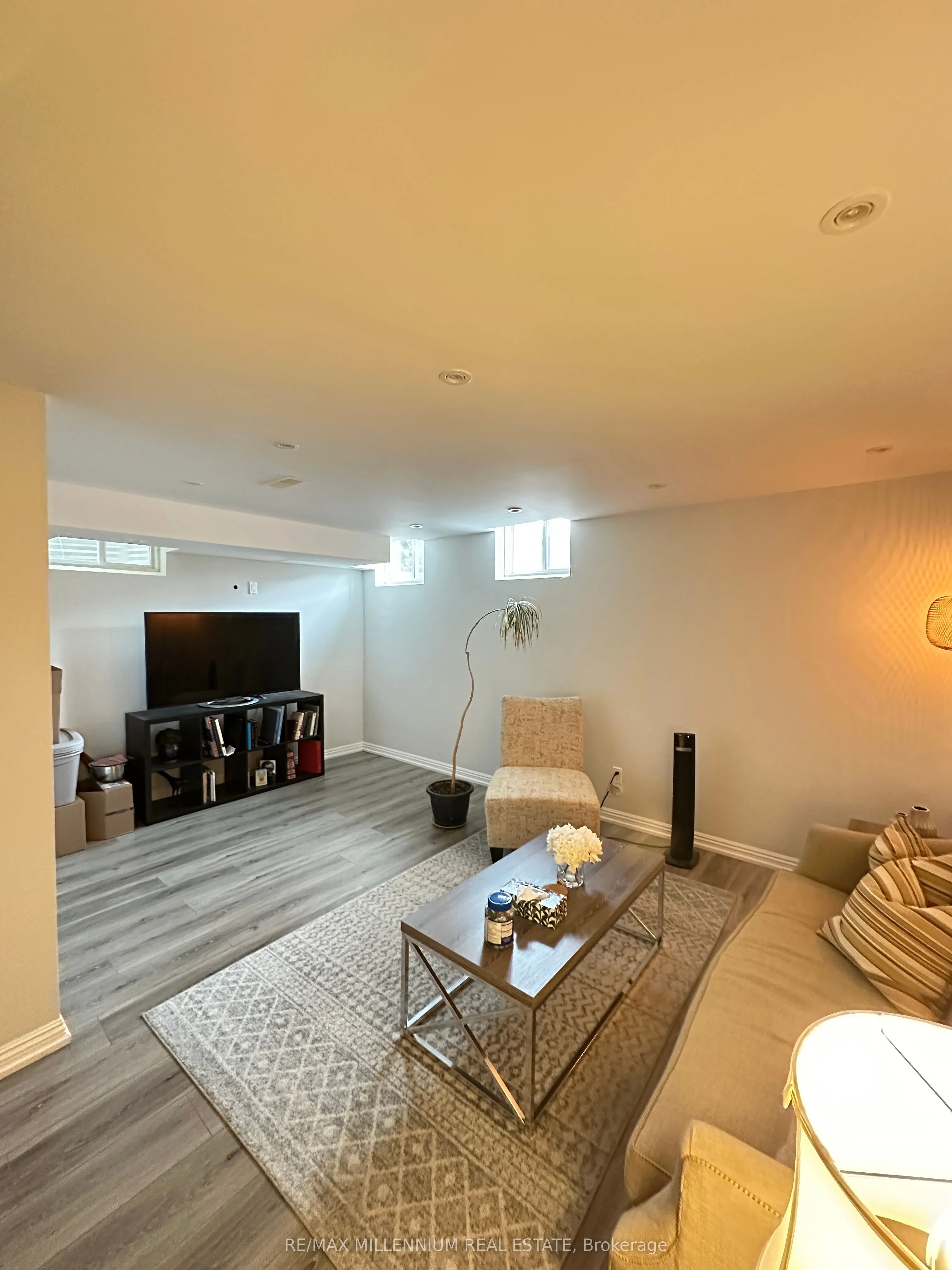 72 Sir Sanford Fleming Way