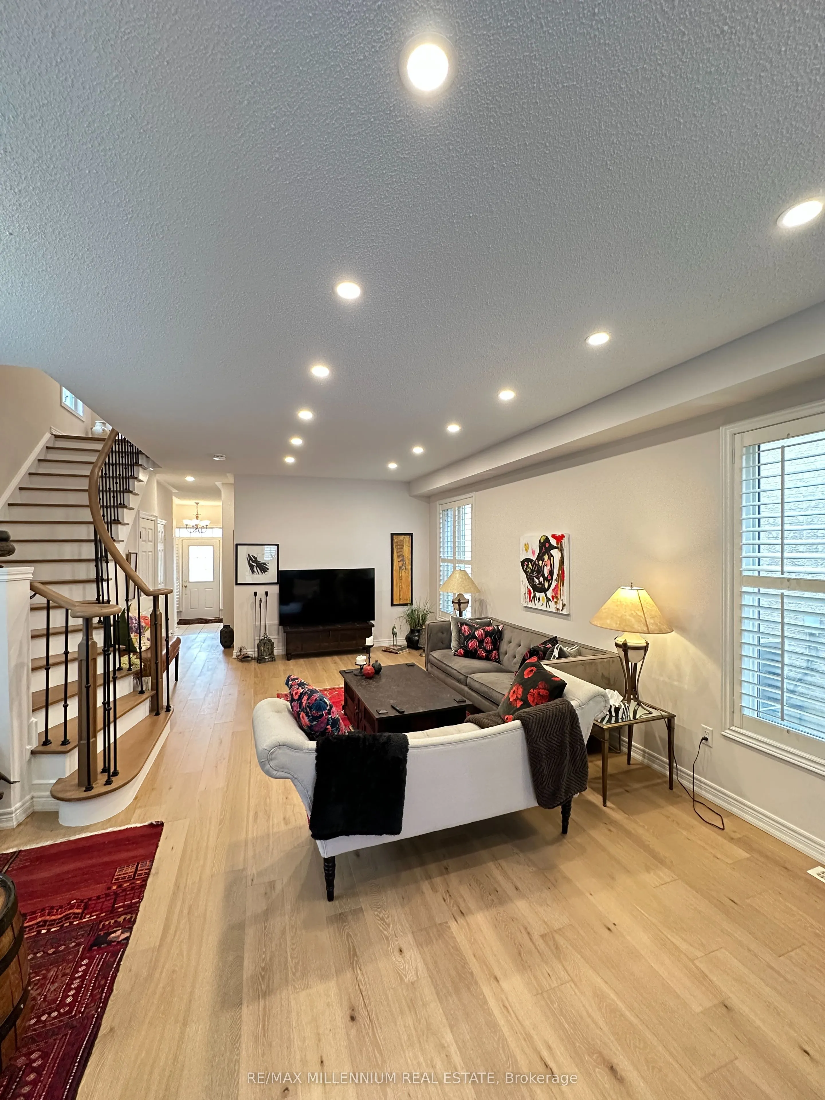 72 Sir Sanford Fleming Way