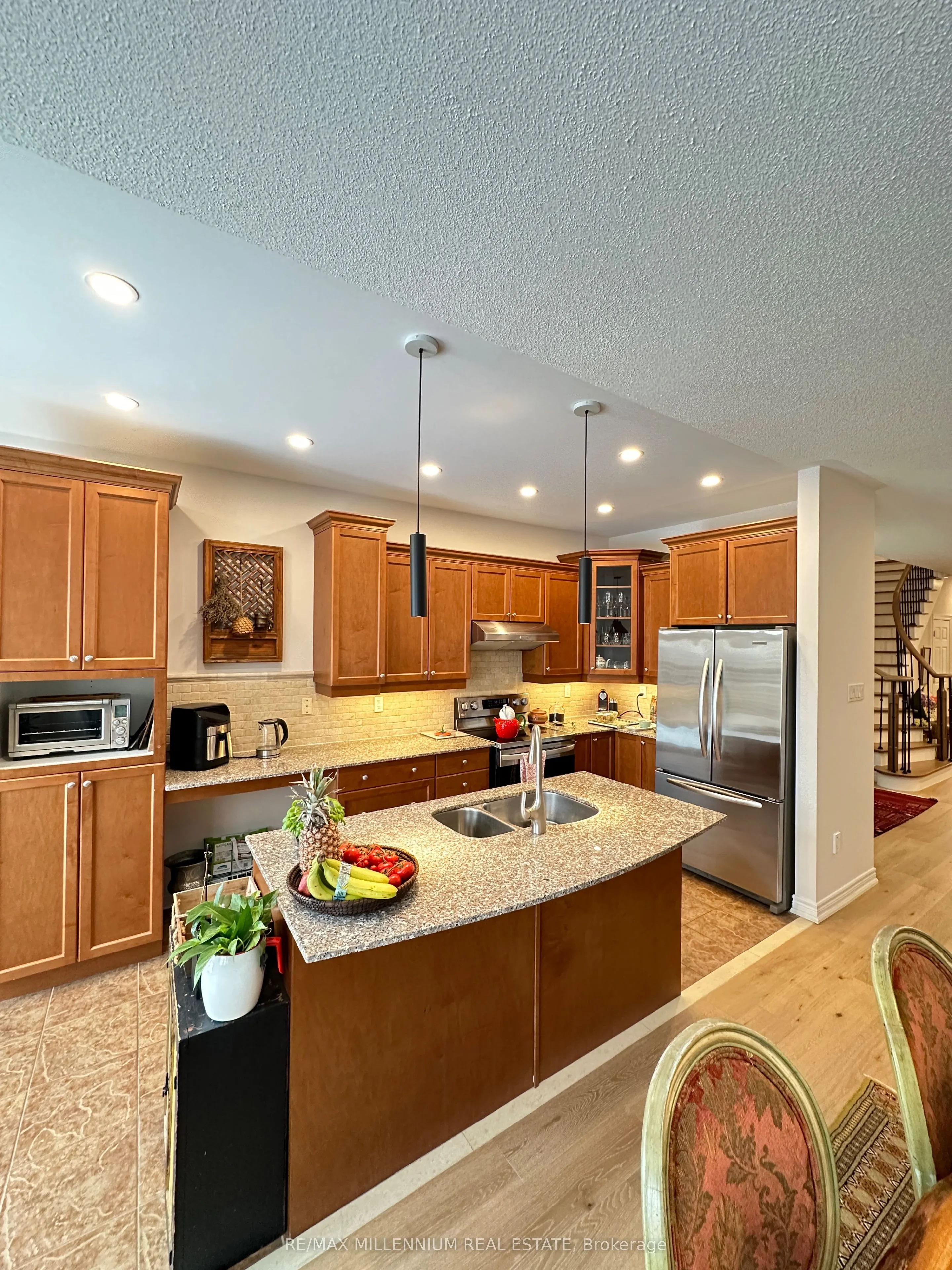 72 Sir Sanford Fleming Way