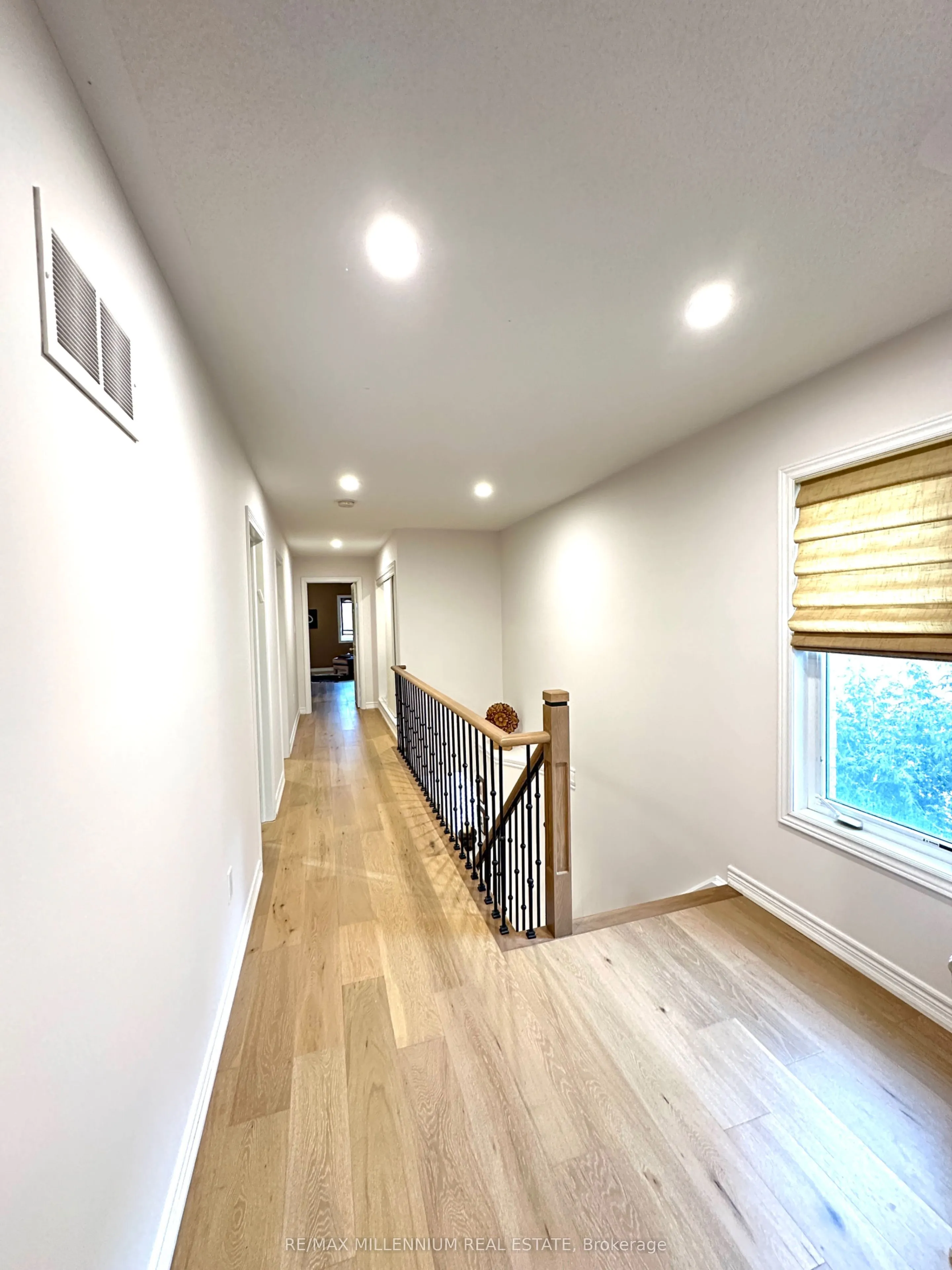 72 Sir Sanford Fleming Way