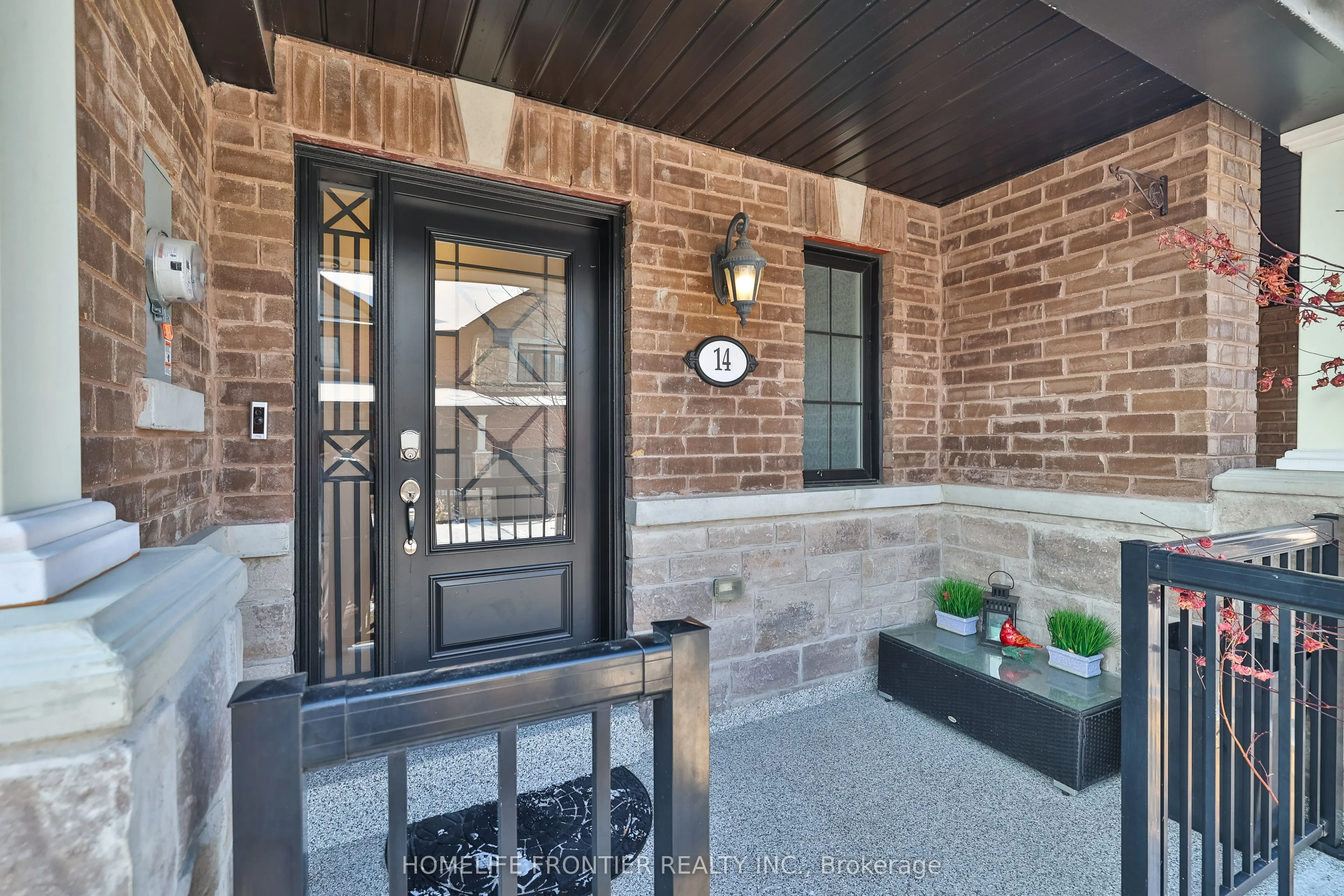 14 Charmuse Lane