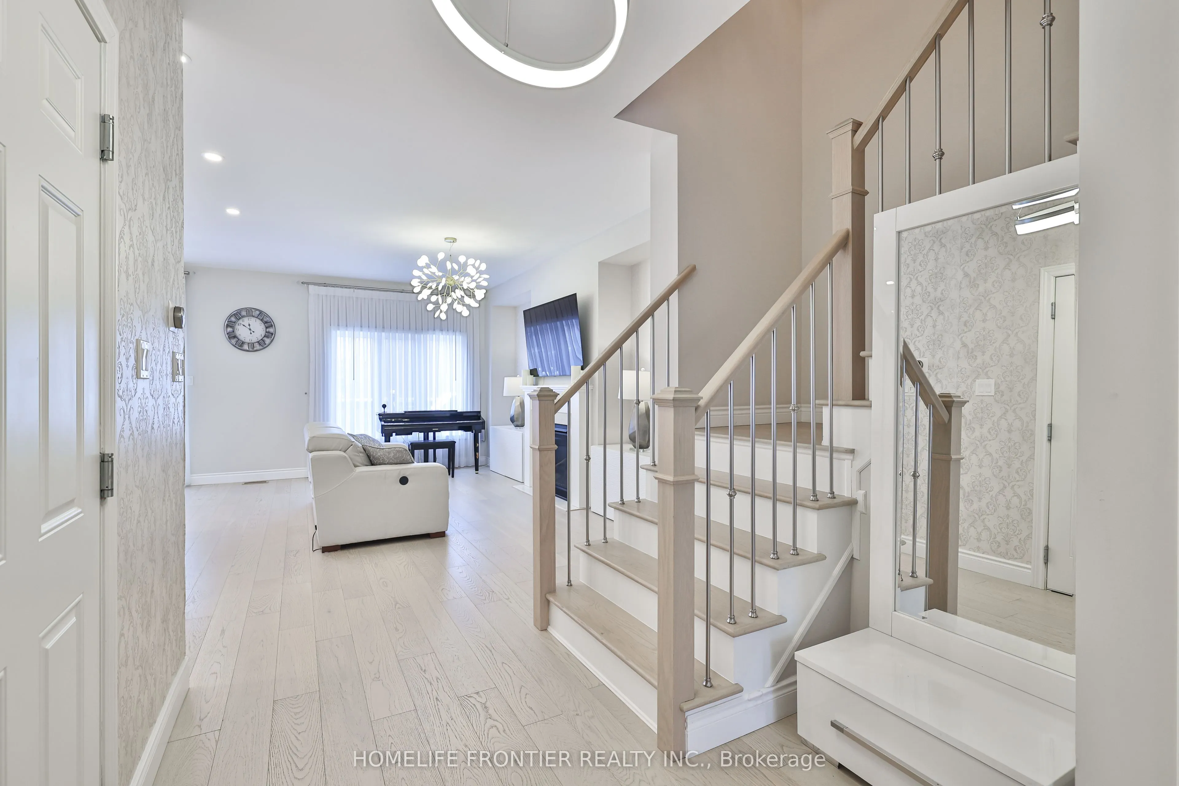 14 Charmuse Lane