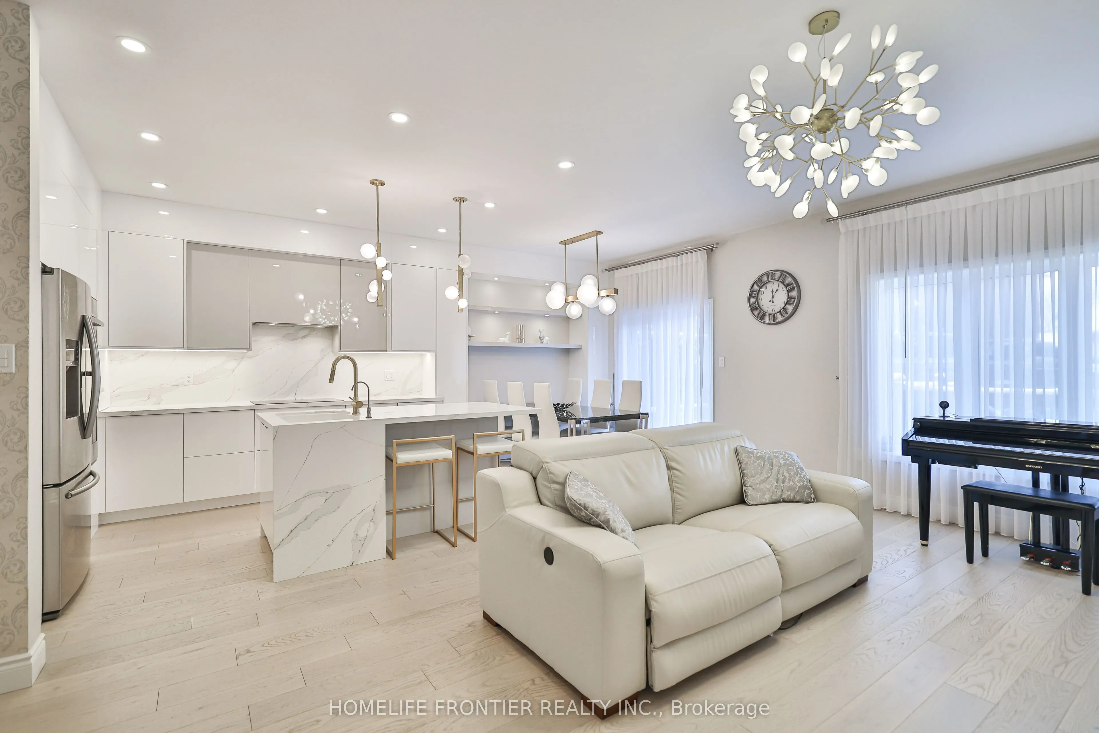 14 Charmuse Lane