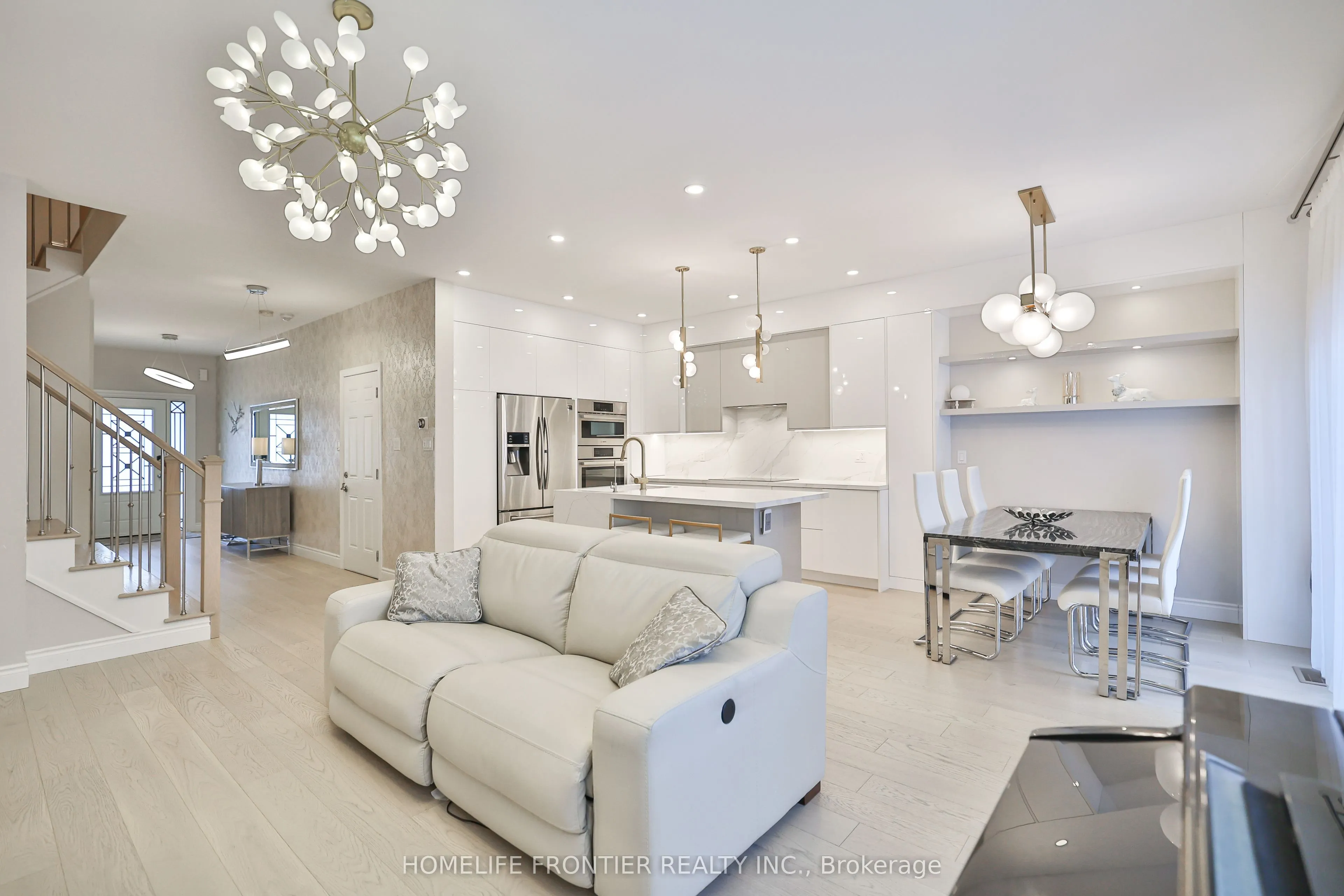 14 Charmuse Lane