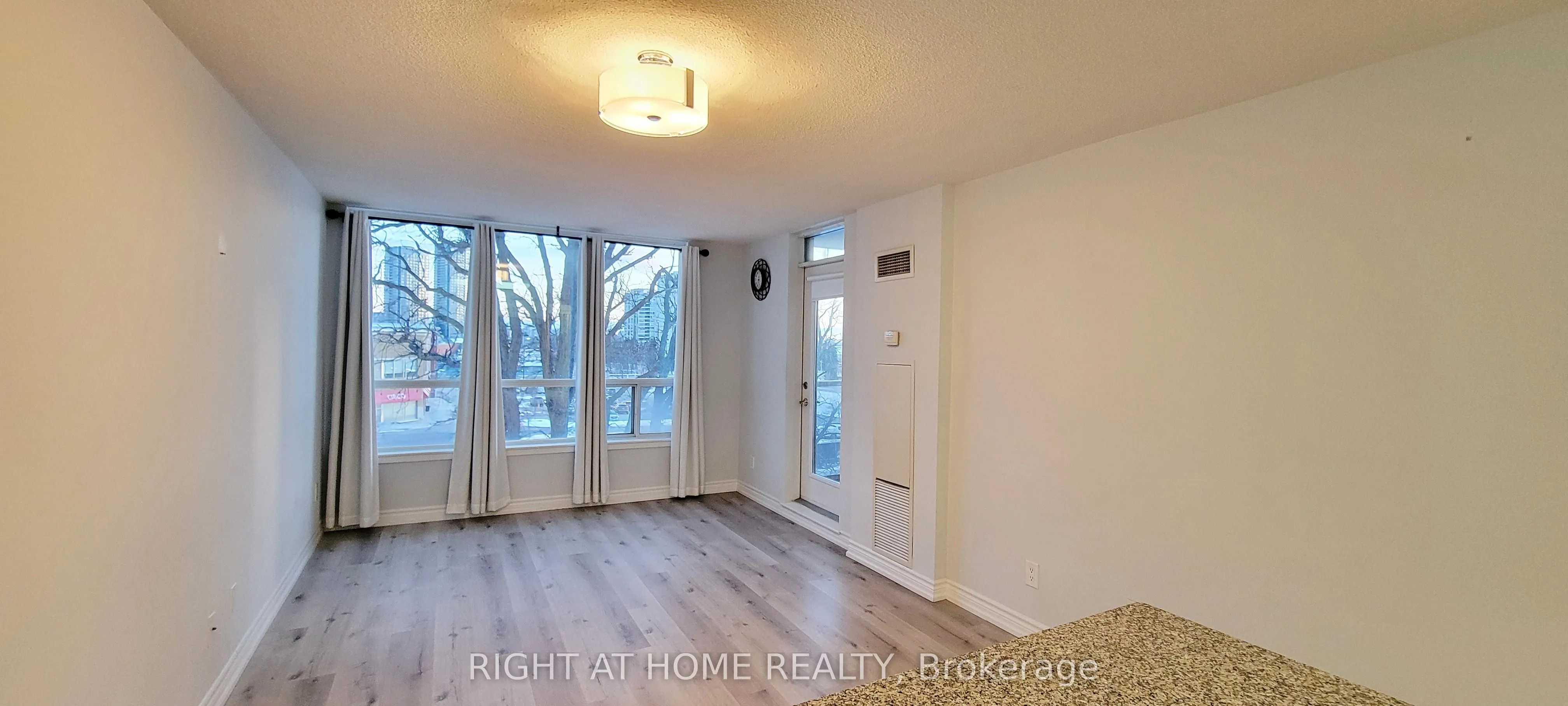 60 Disera Drive, #306