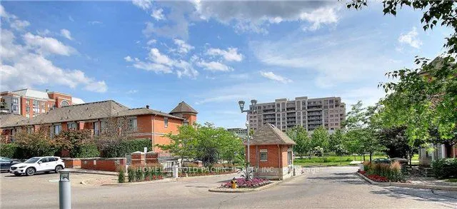 84 Suncrest Boulevard, #28