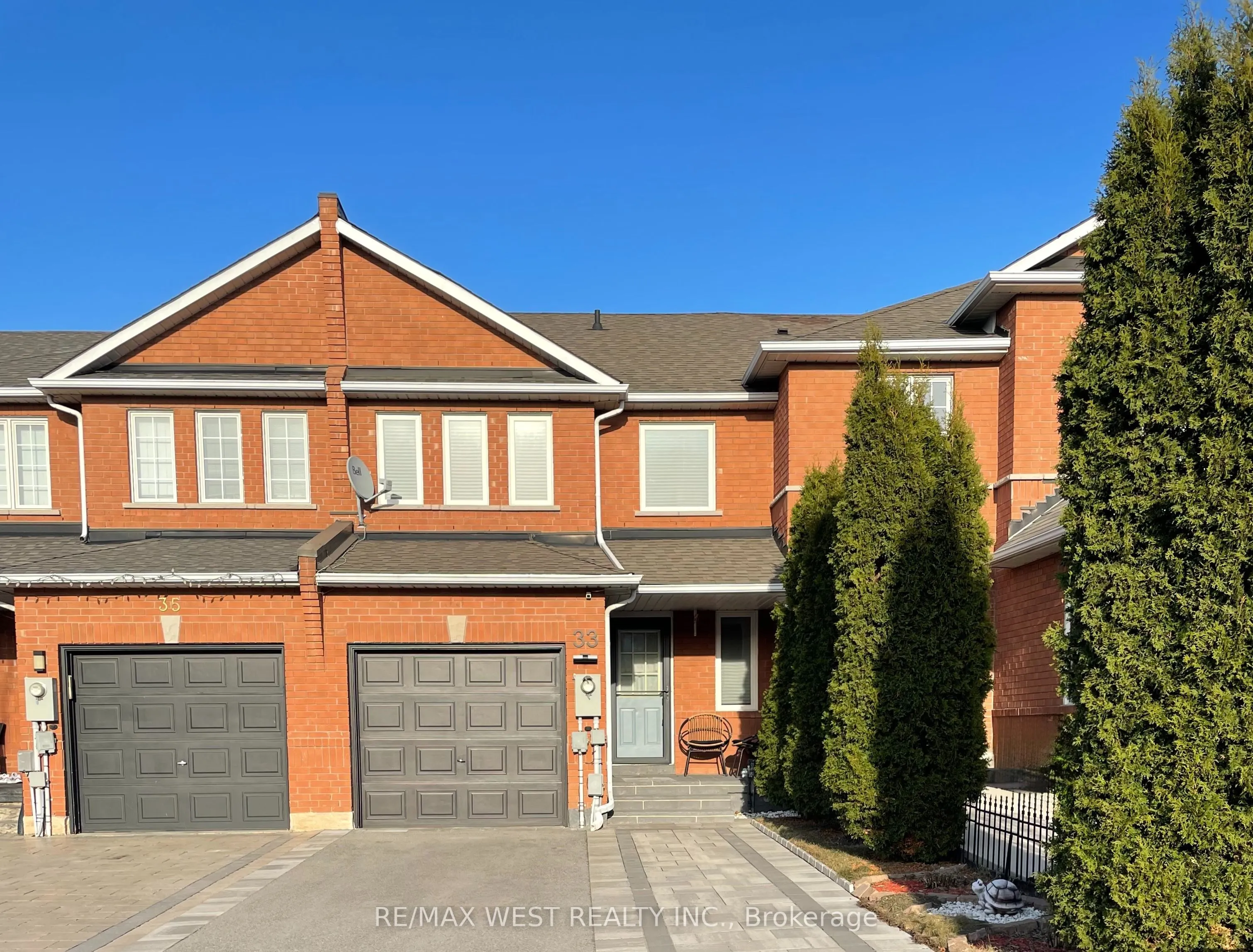 33 Piazza Crescent