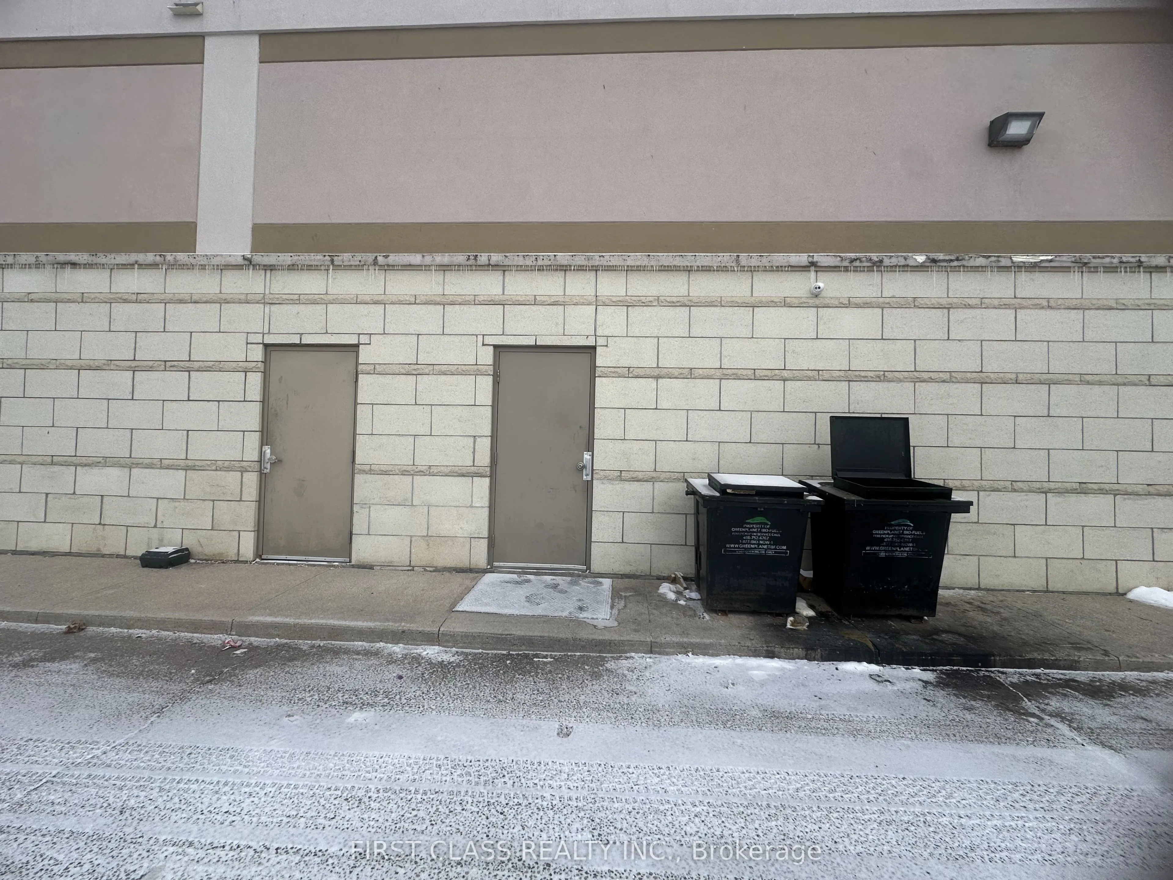 450 Holland Street W, #3