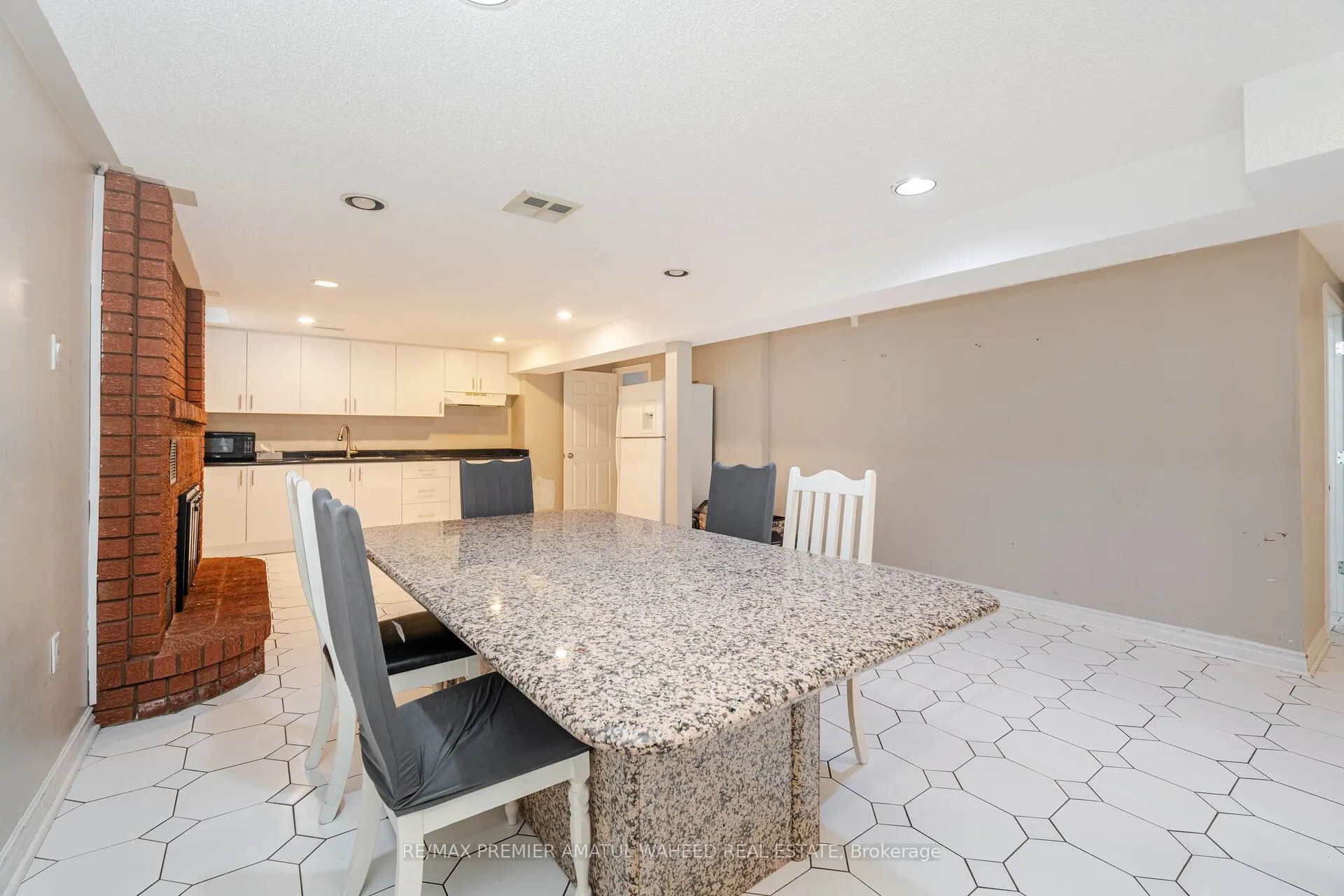 166 Killian Road