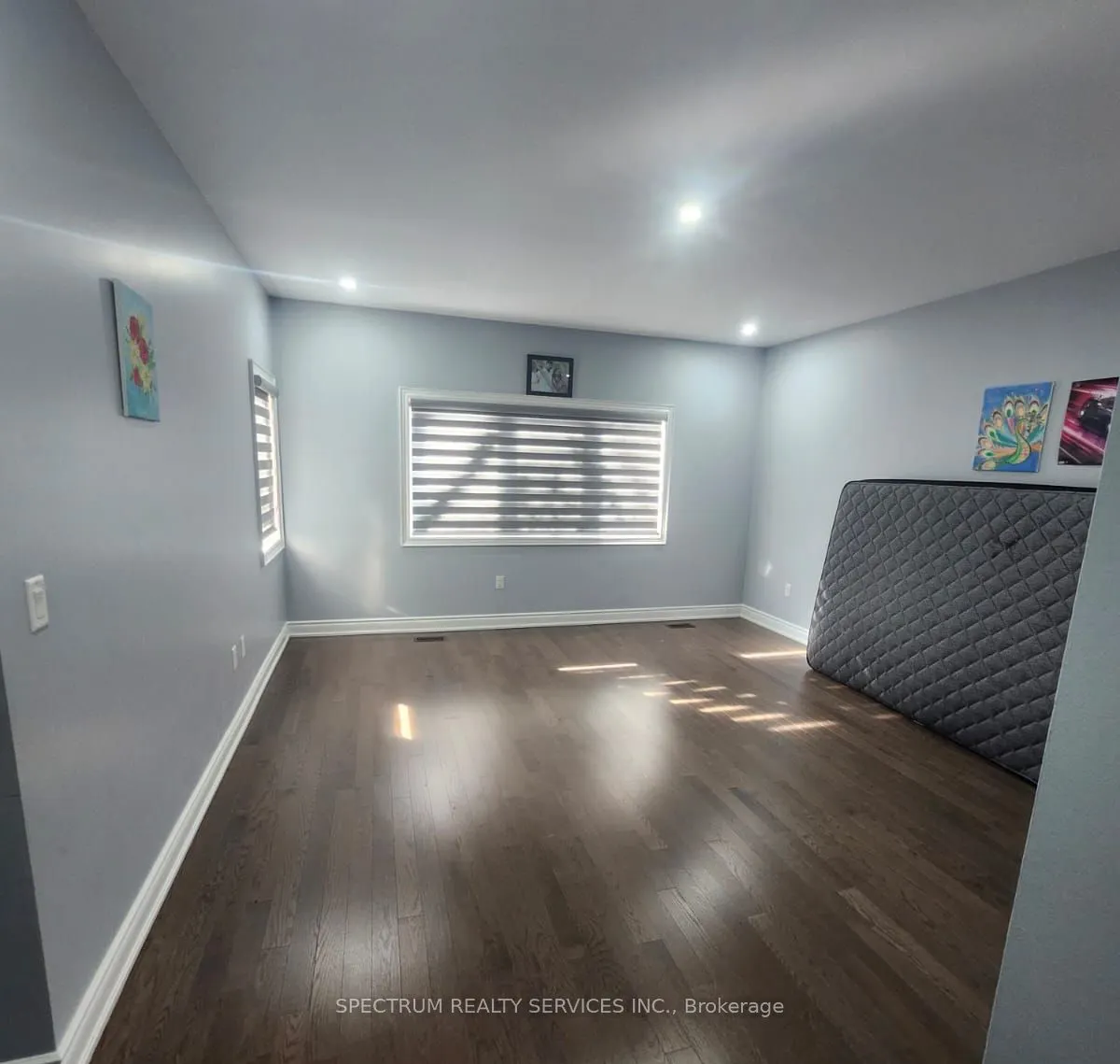 111 Scarlet Way