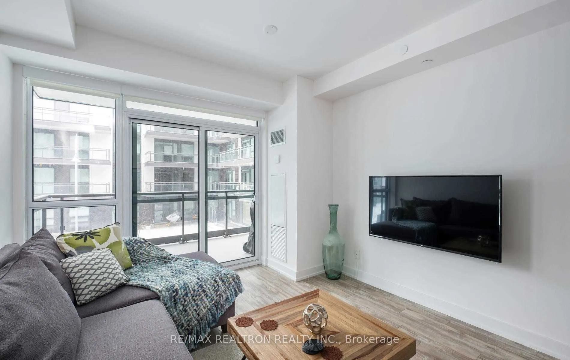 333 Sea Ray Avenue, #D232