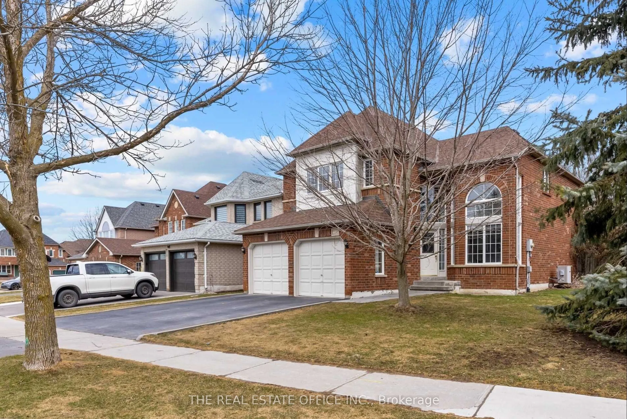 415 Silken Laumann Drive