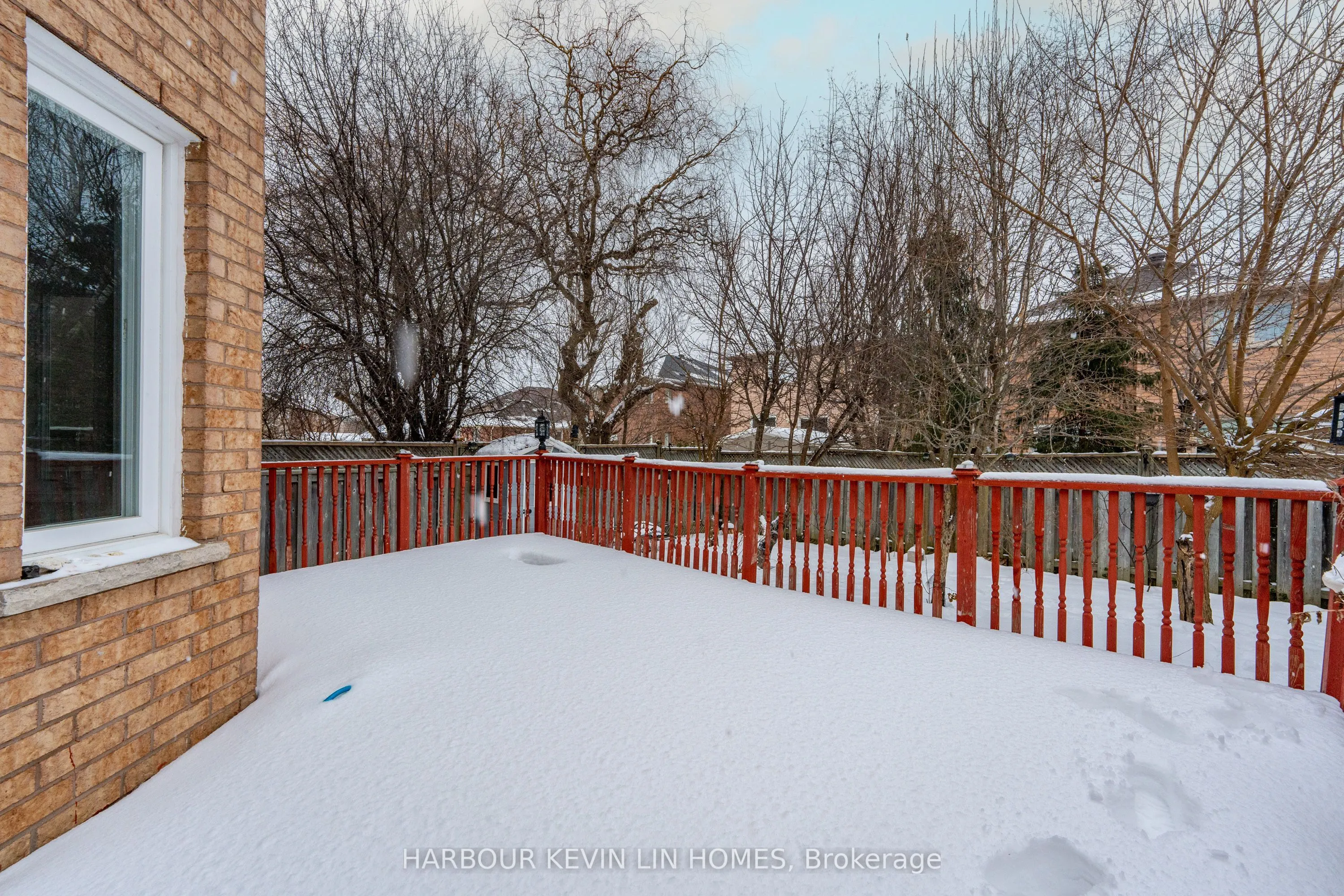 Main - 67 Sunridge Street