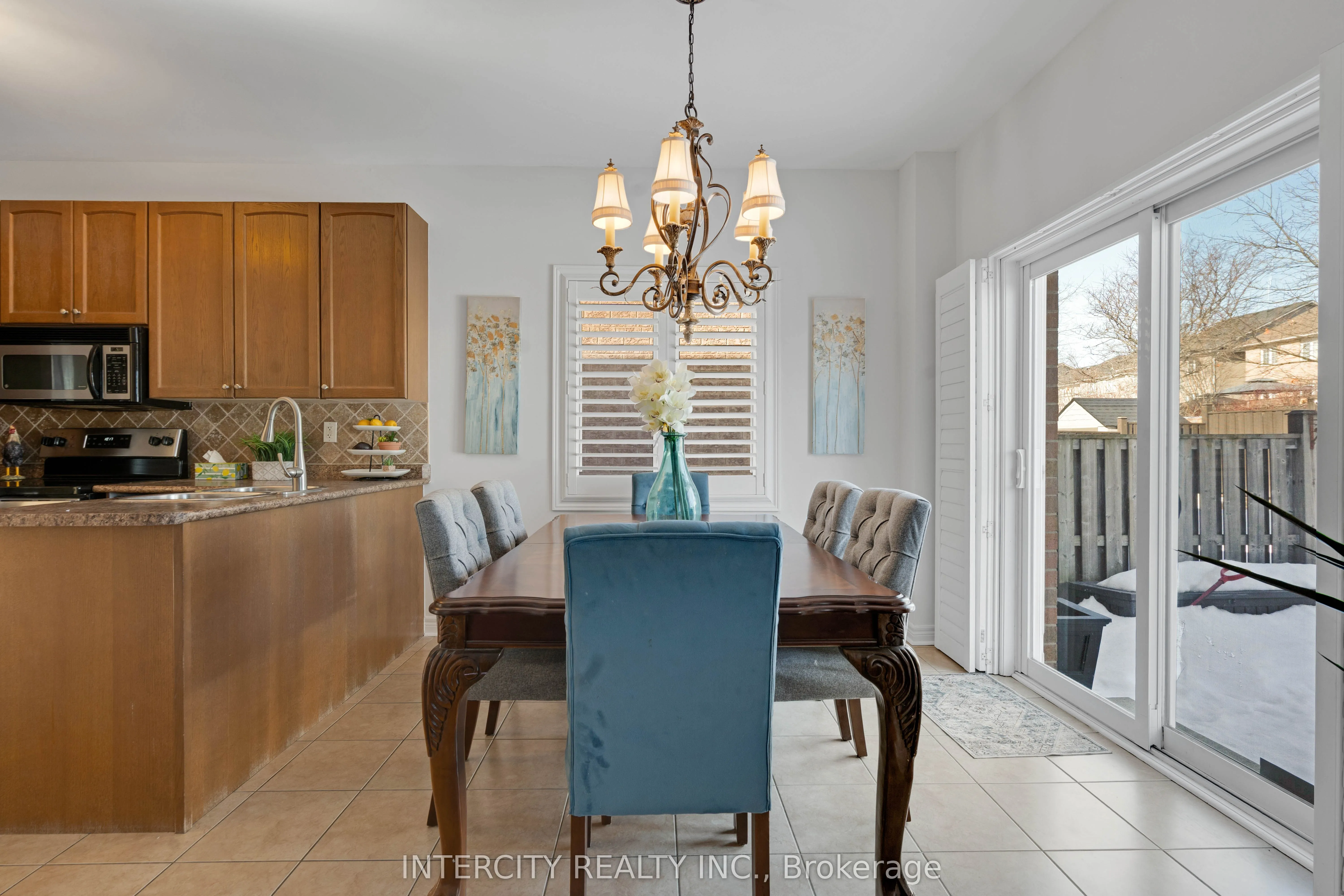 88 Canyon Gate Crescent