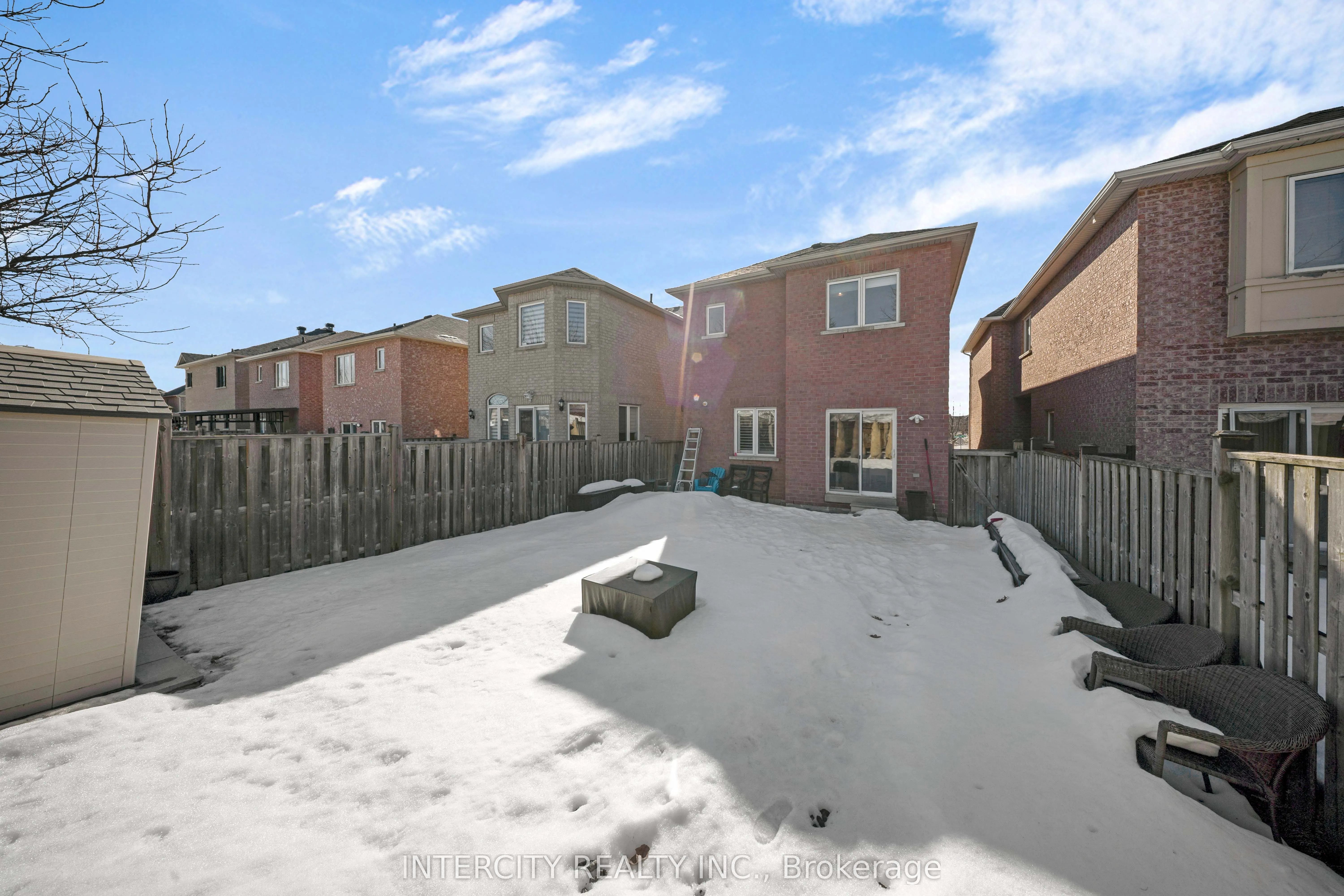 88 Canyon Gate Crescent