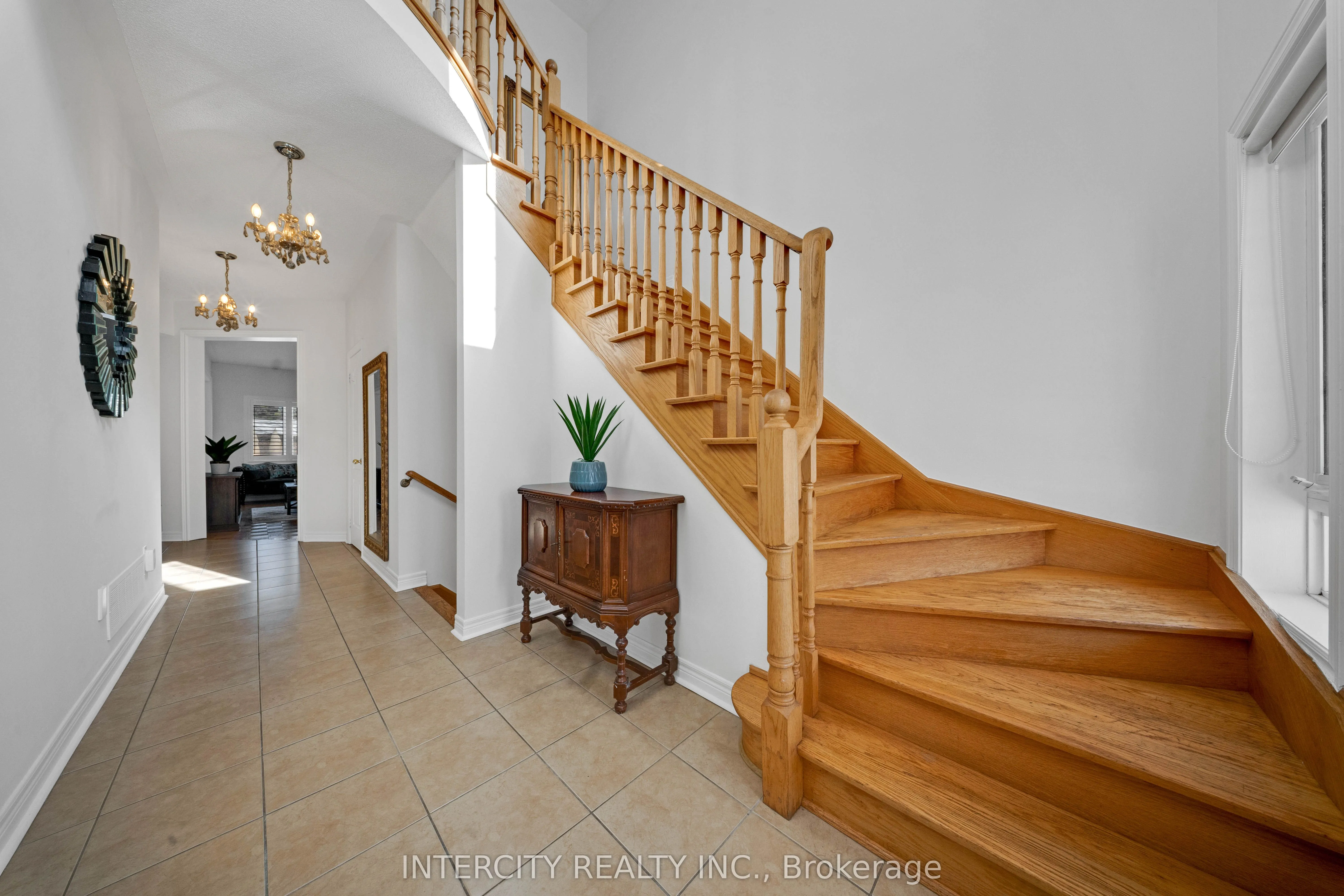 88 Canyon Gate Crescent