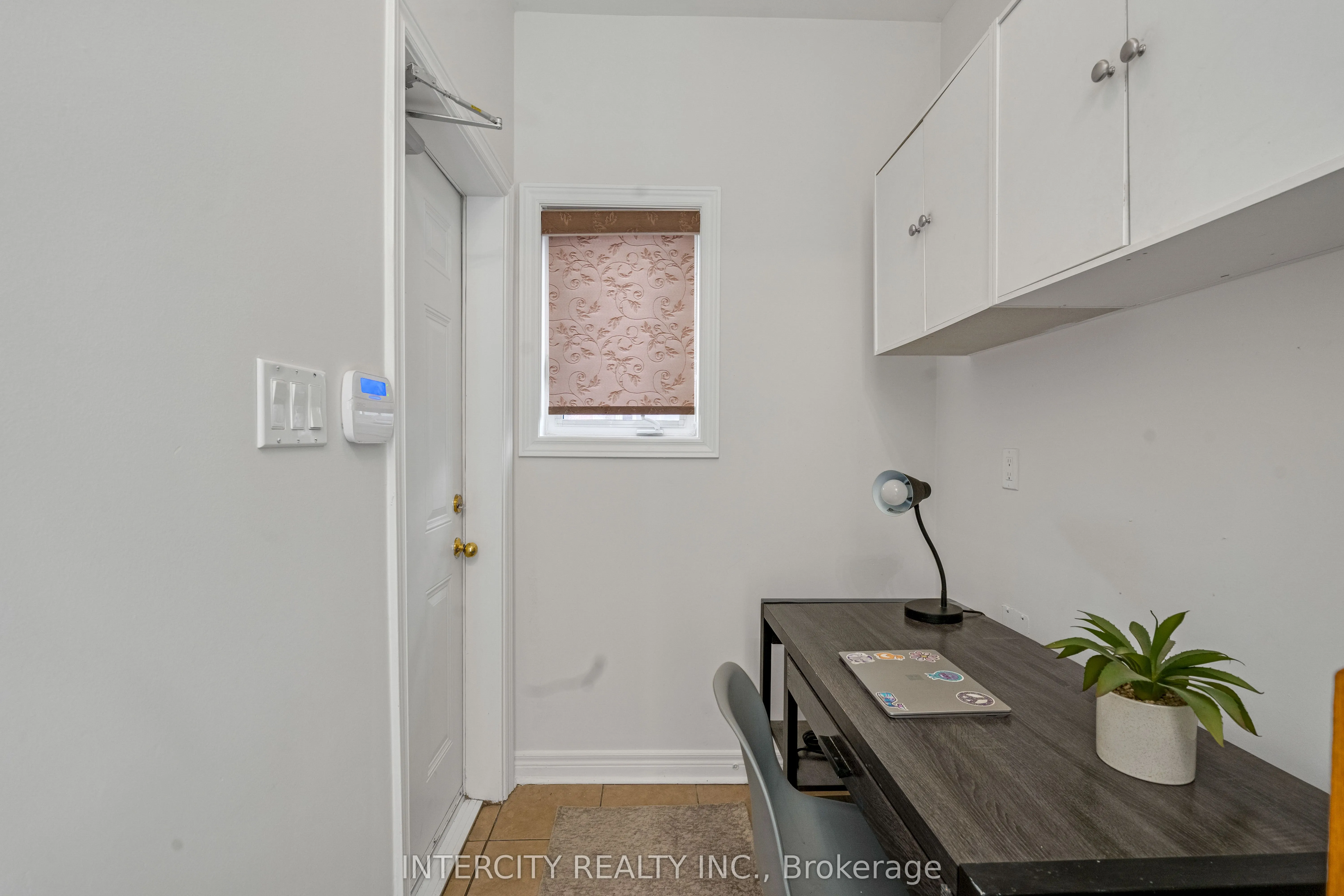 88 Canyon Gate Crescent