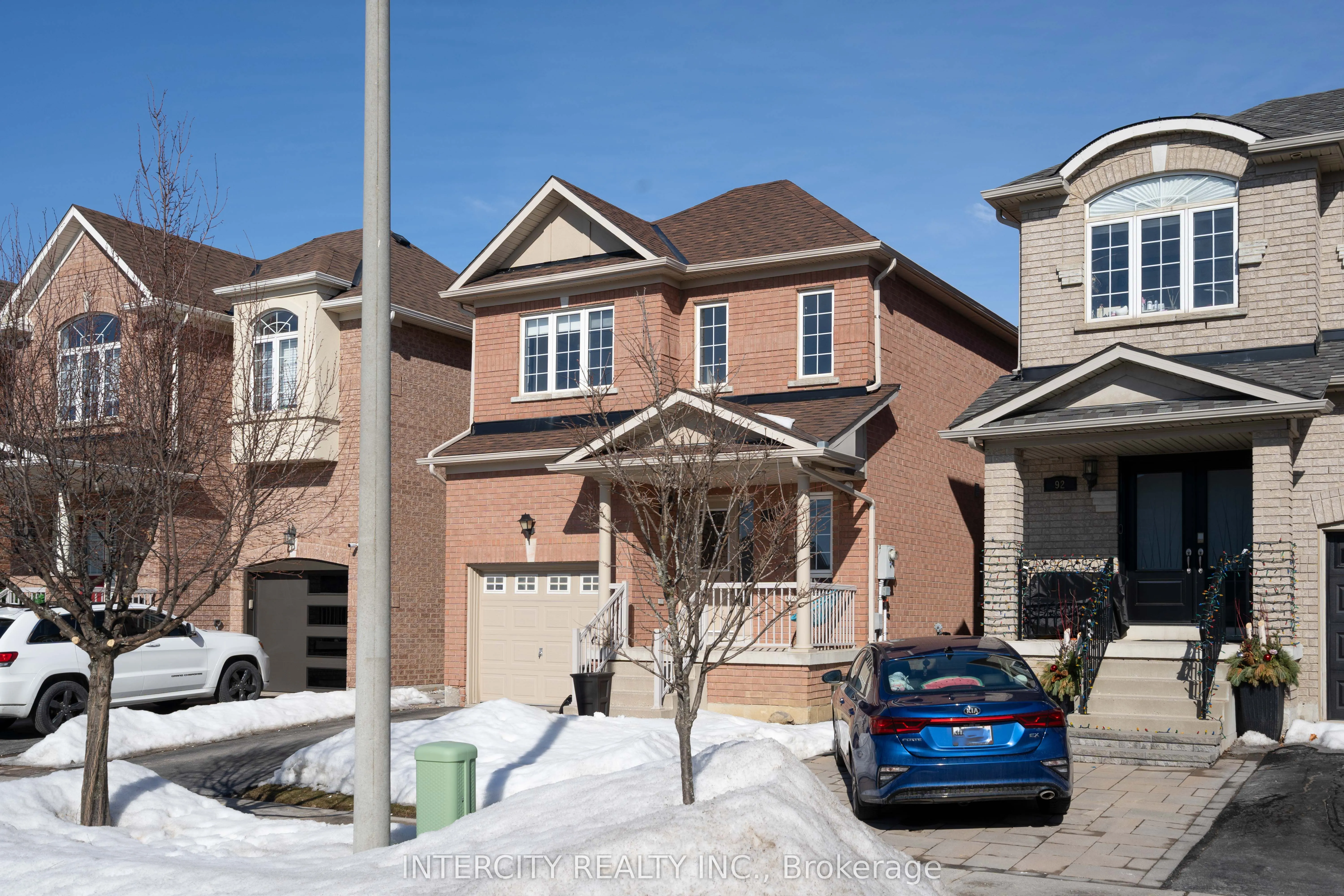 88 Canyon Gate Crescent