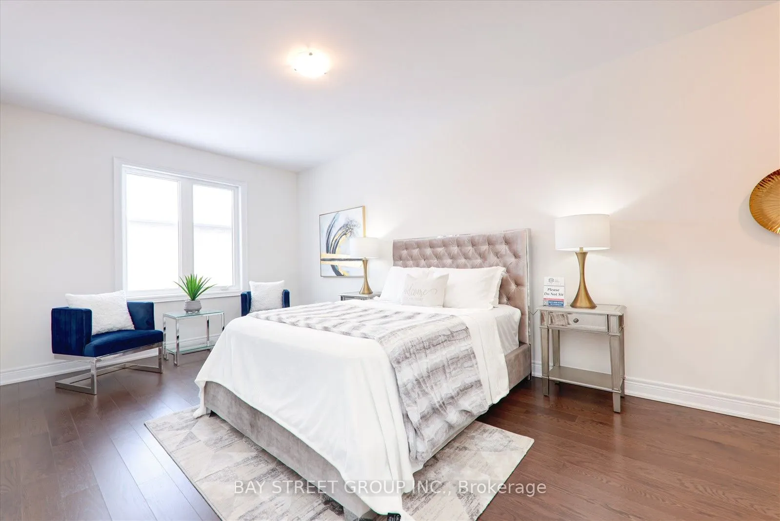 12 SCHMELTZER Crescent