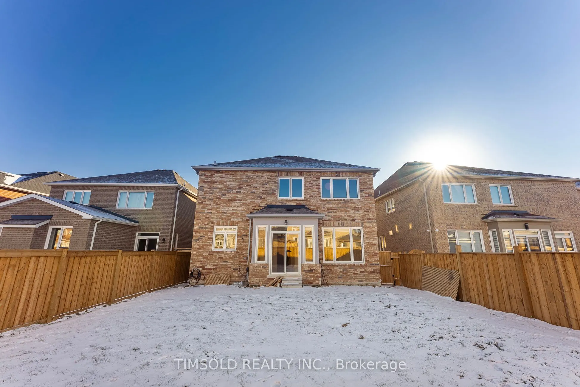 250 Blue Dasher Boulevard