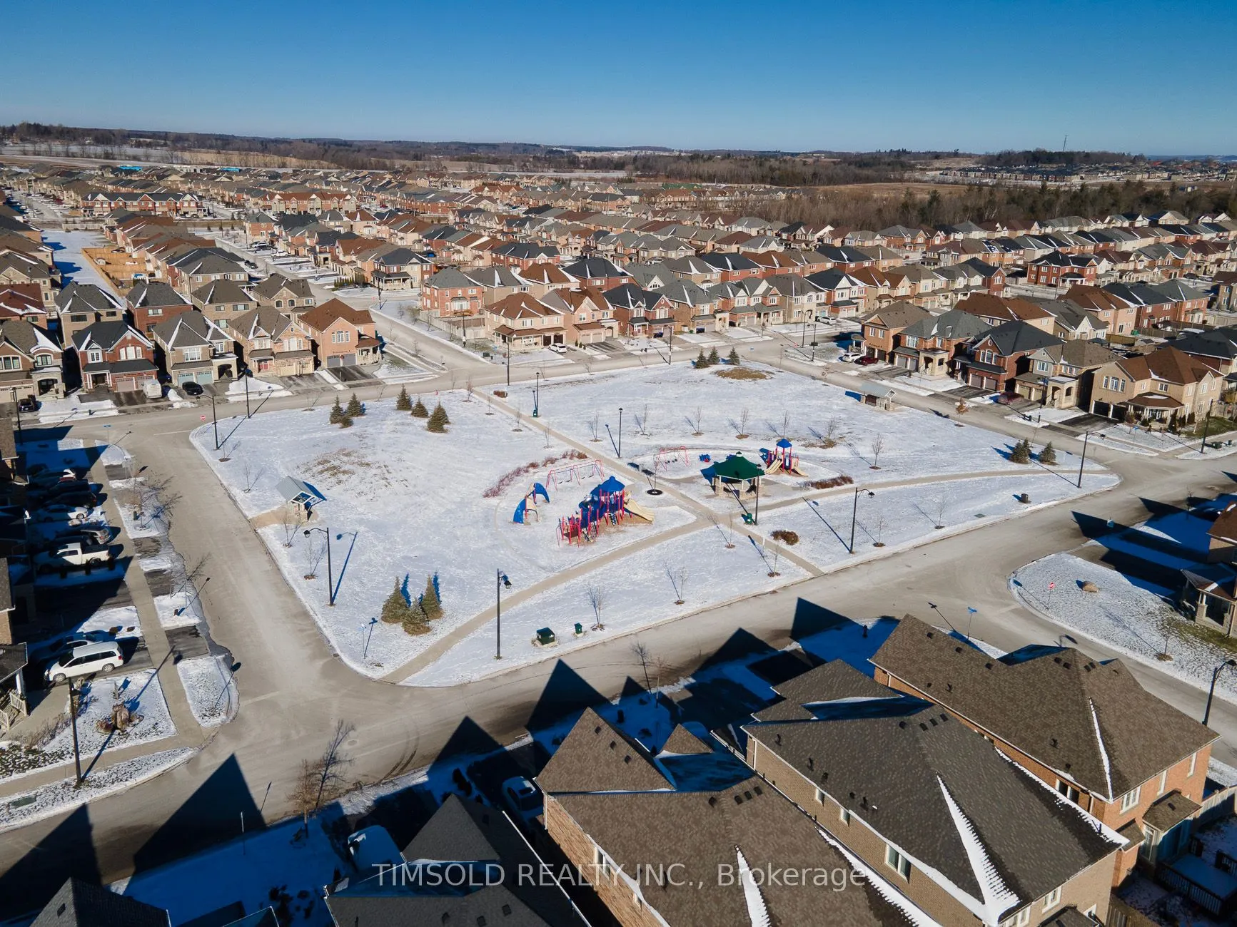 250 Blue Dasher Boulevard