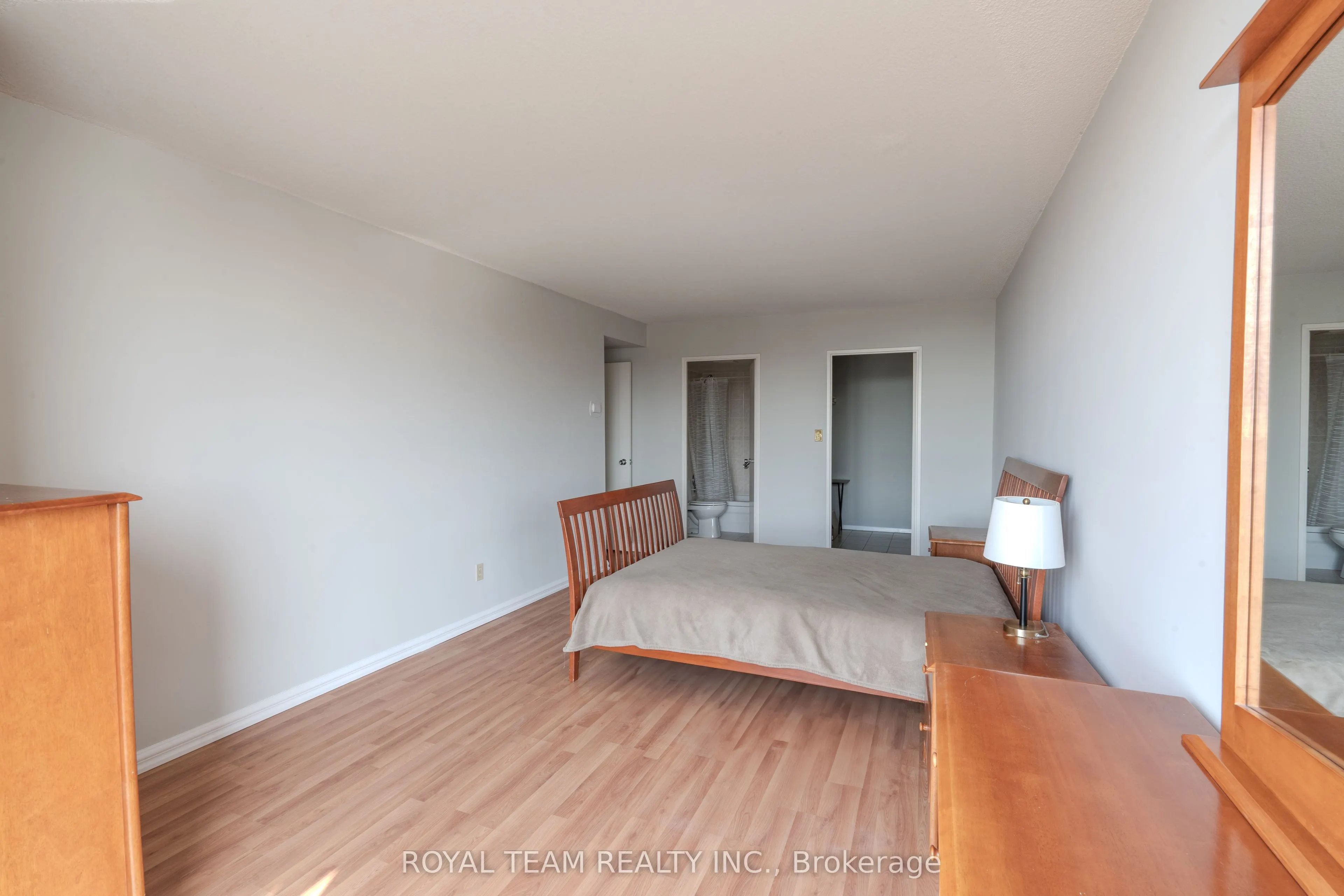 50 Baif Boulevard, #706