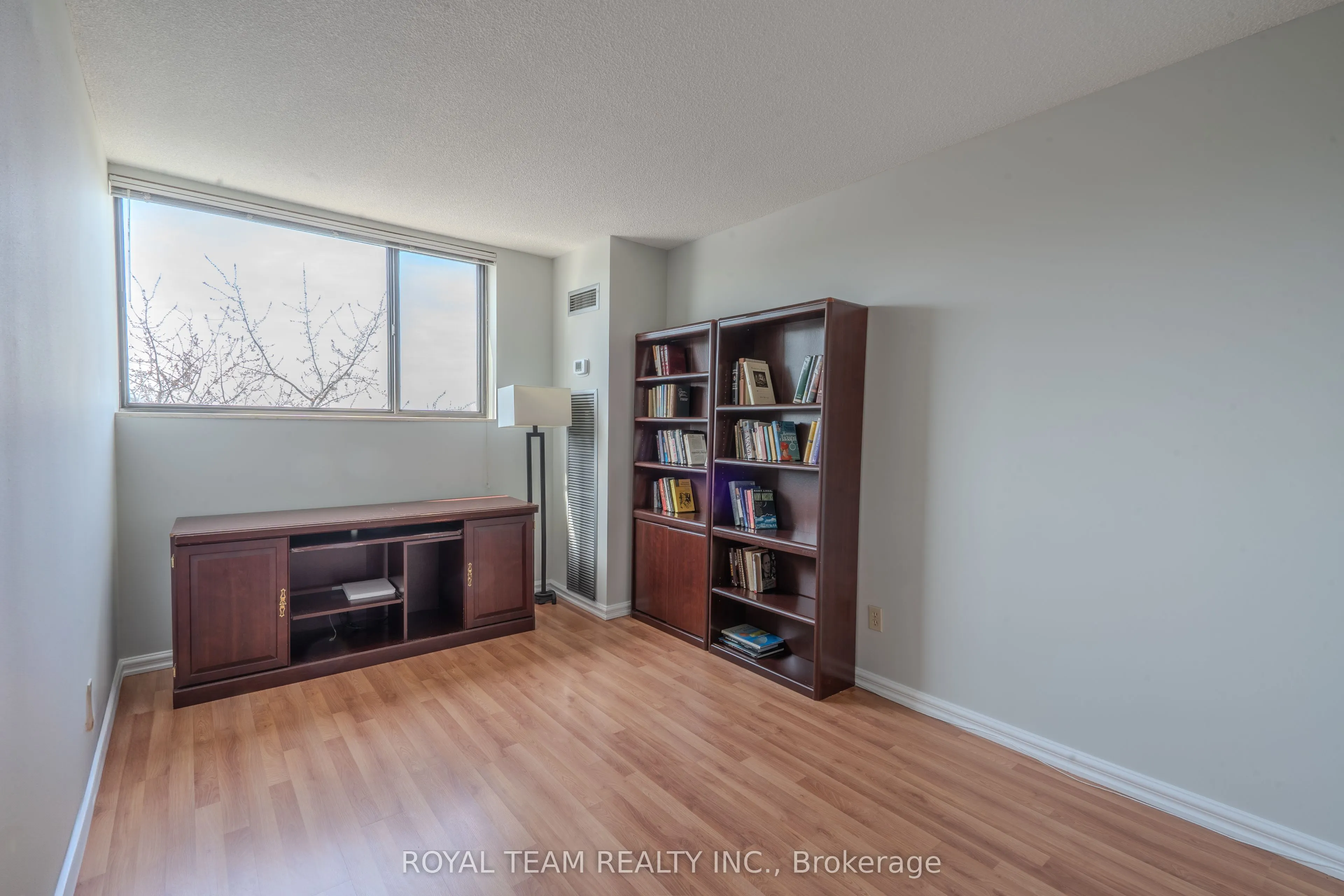 50 Baif Boulevard, #706