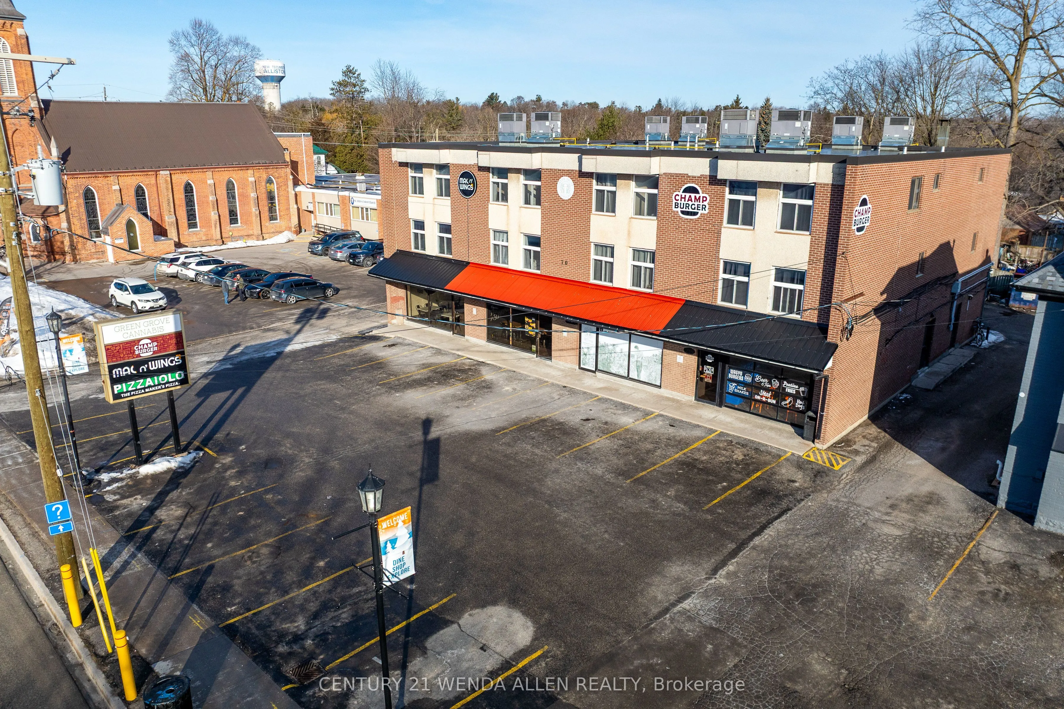 70 Victoria Street E