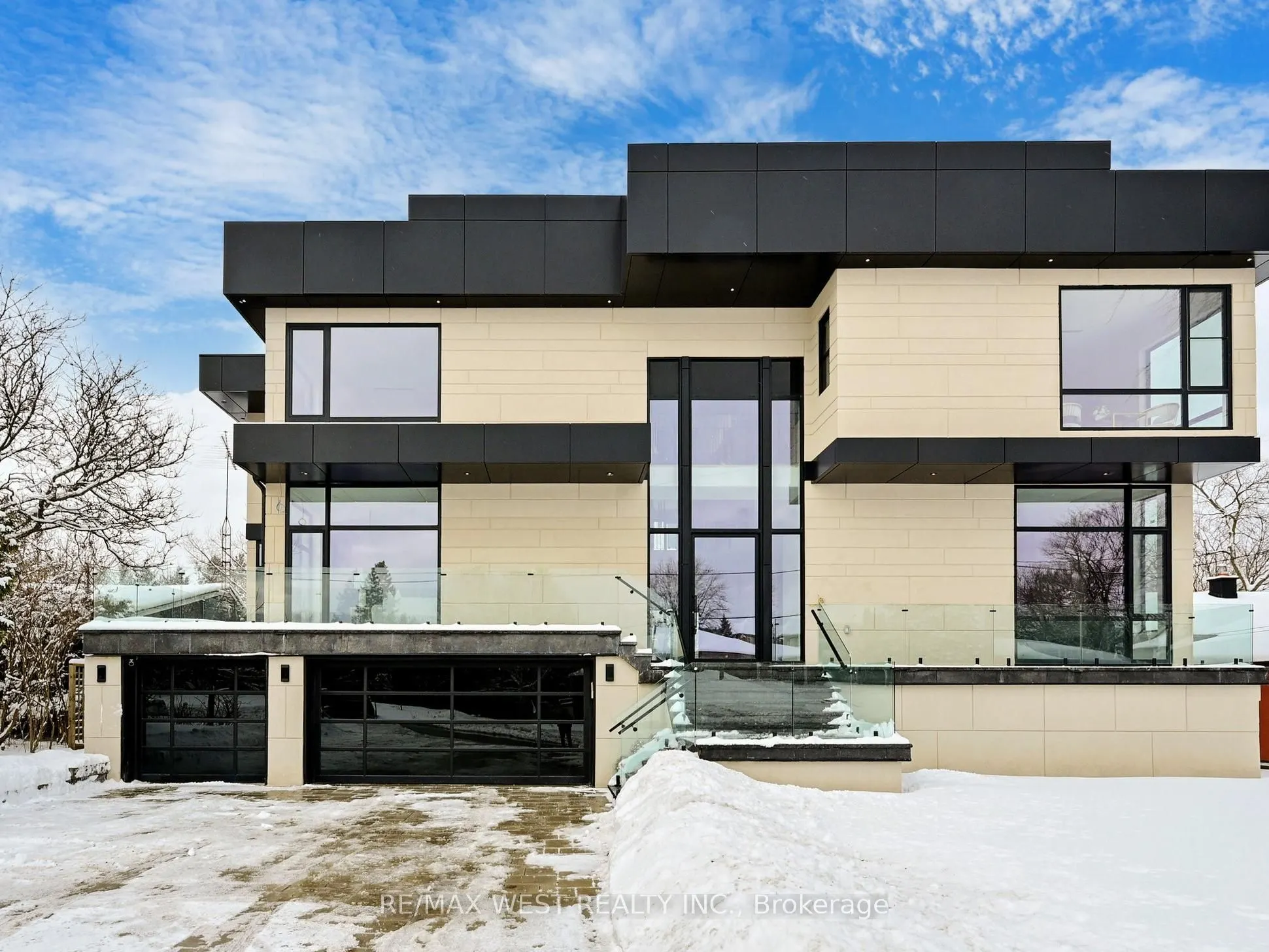 8 Poplar Drive