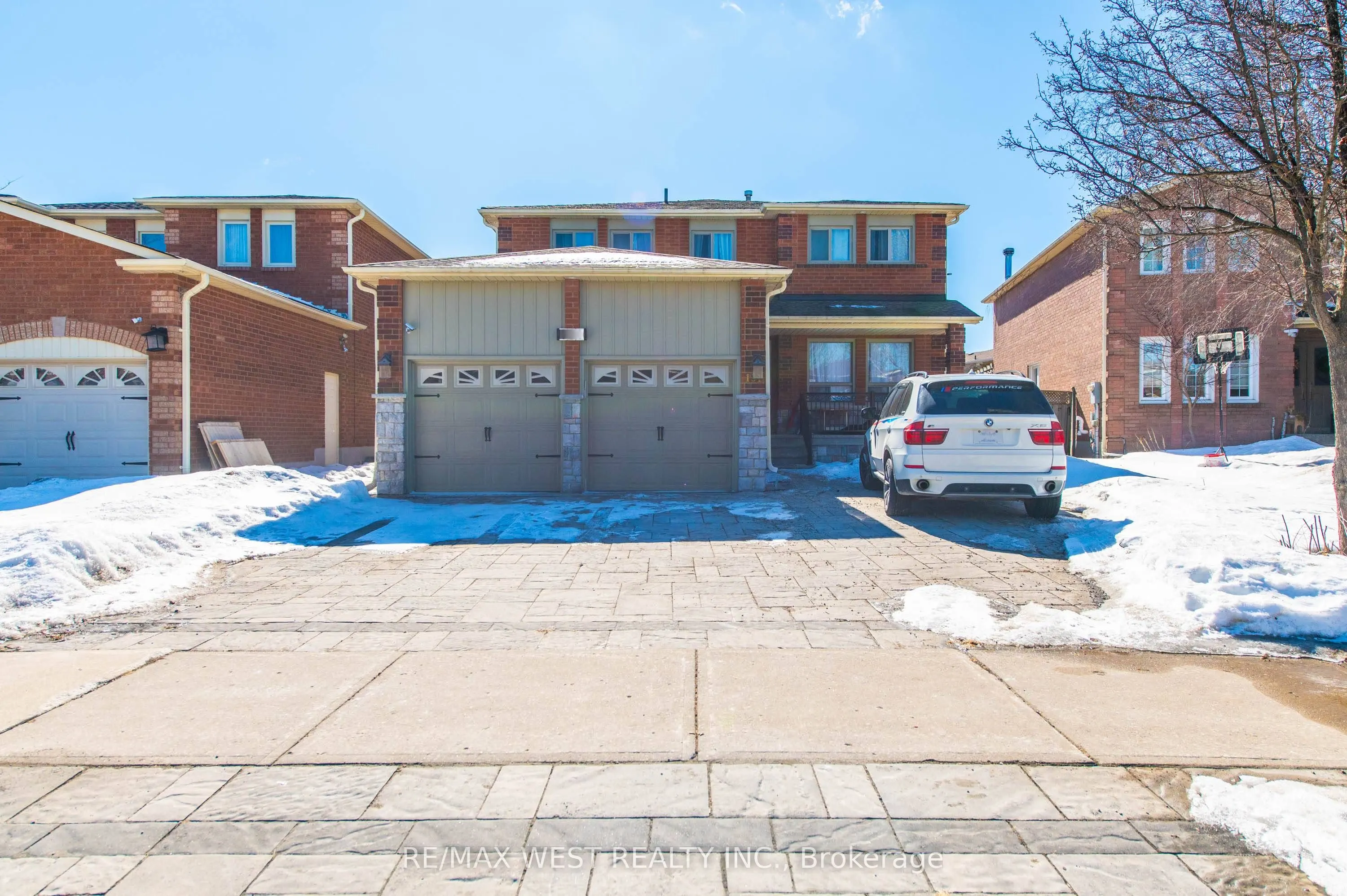 131 Bernard Avenue #Bsmt