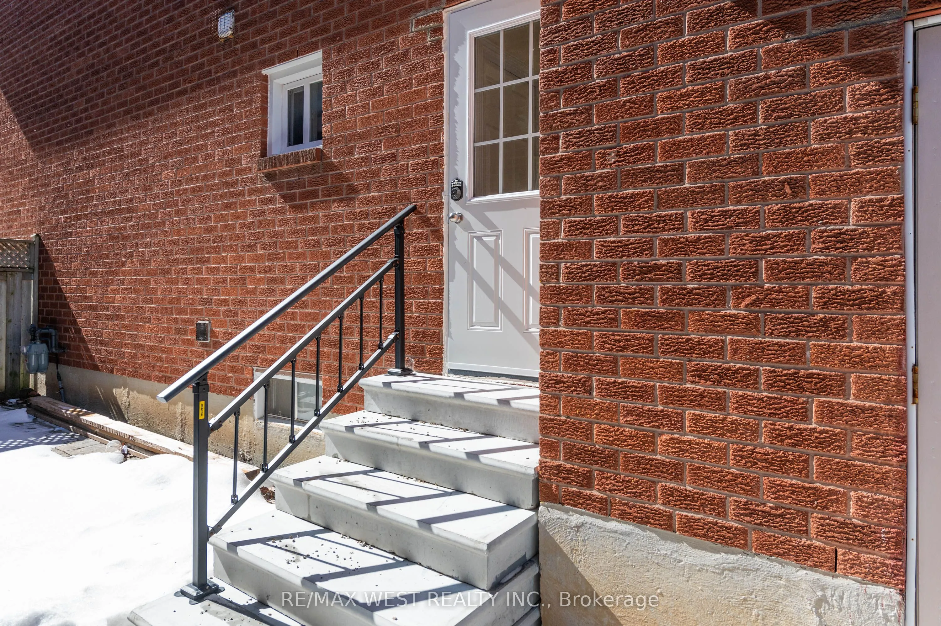 131 Bernard Avenue #Bsmt
