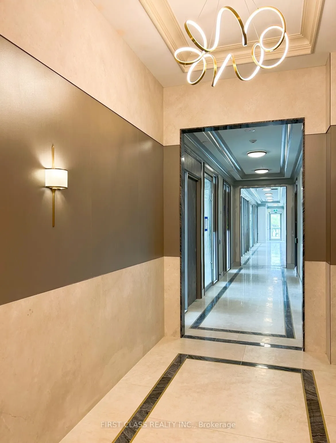 10 Gatineau Drive #210