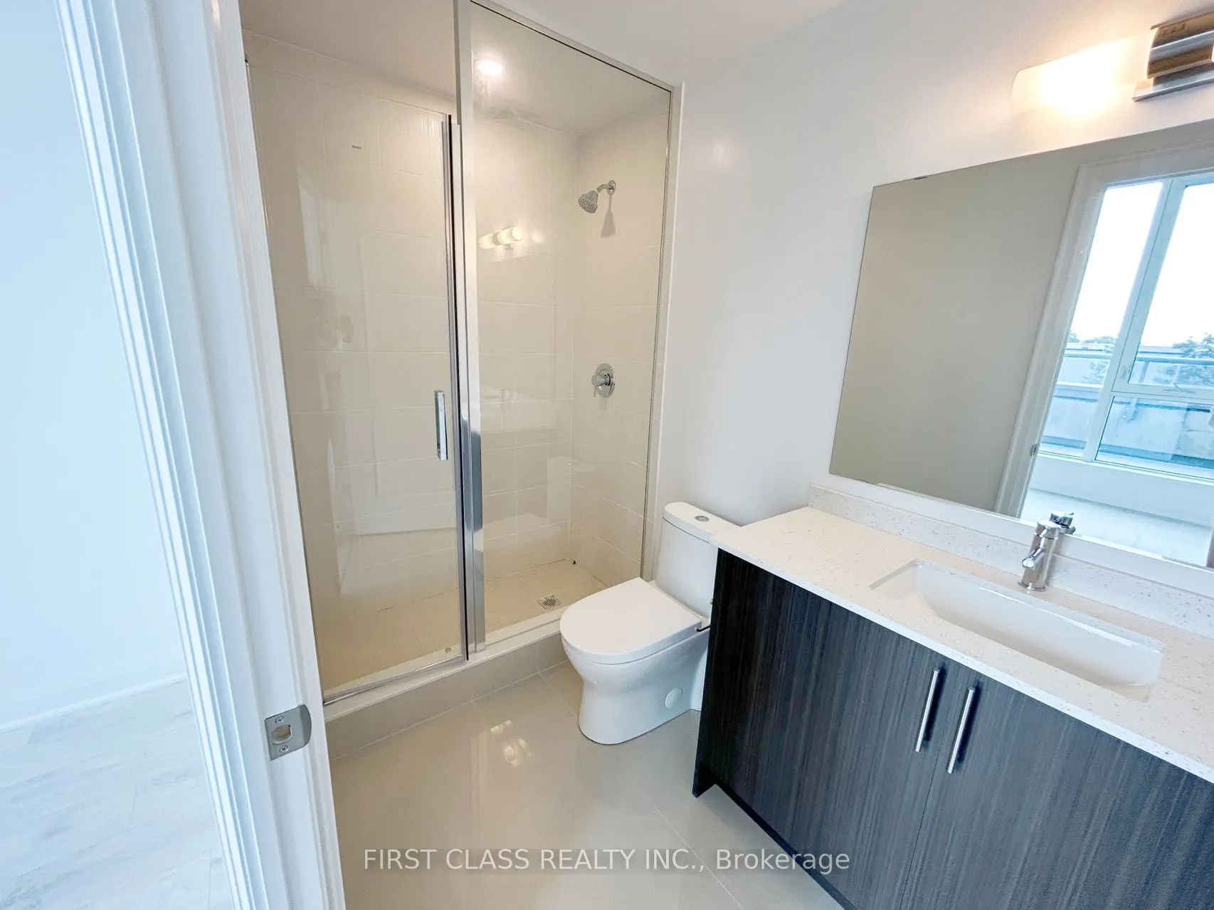 10 Gatineau Drive #210