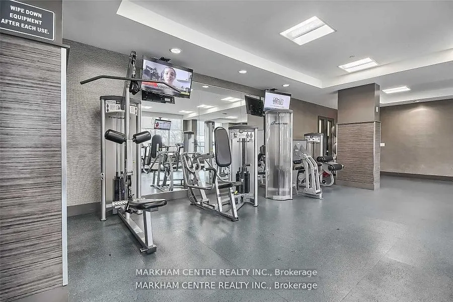 7171 Yonge Street, #1805