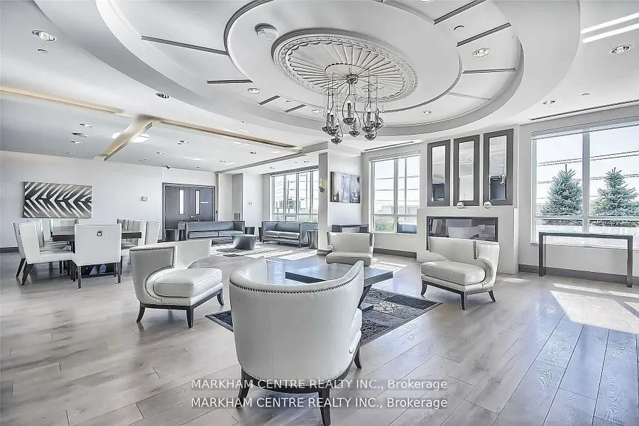 7171 Yonge Street, #1805
