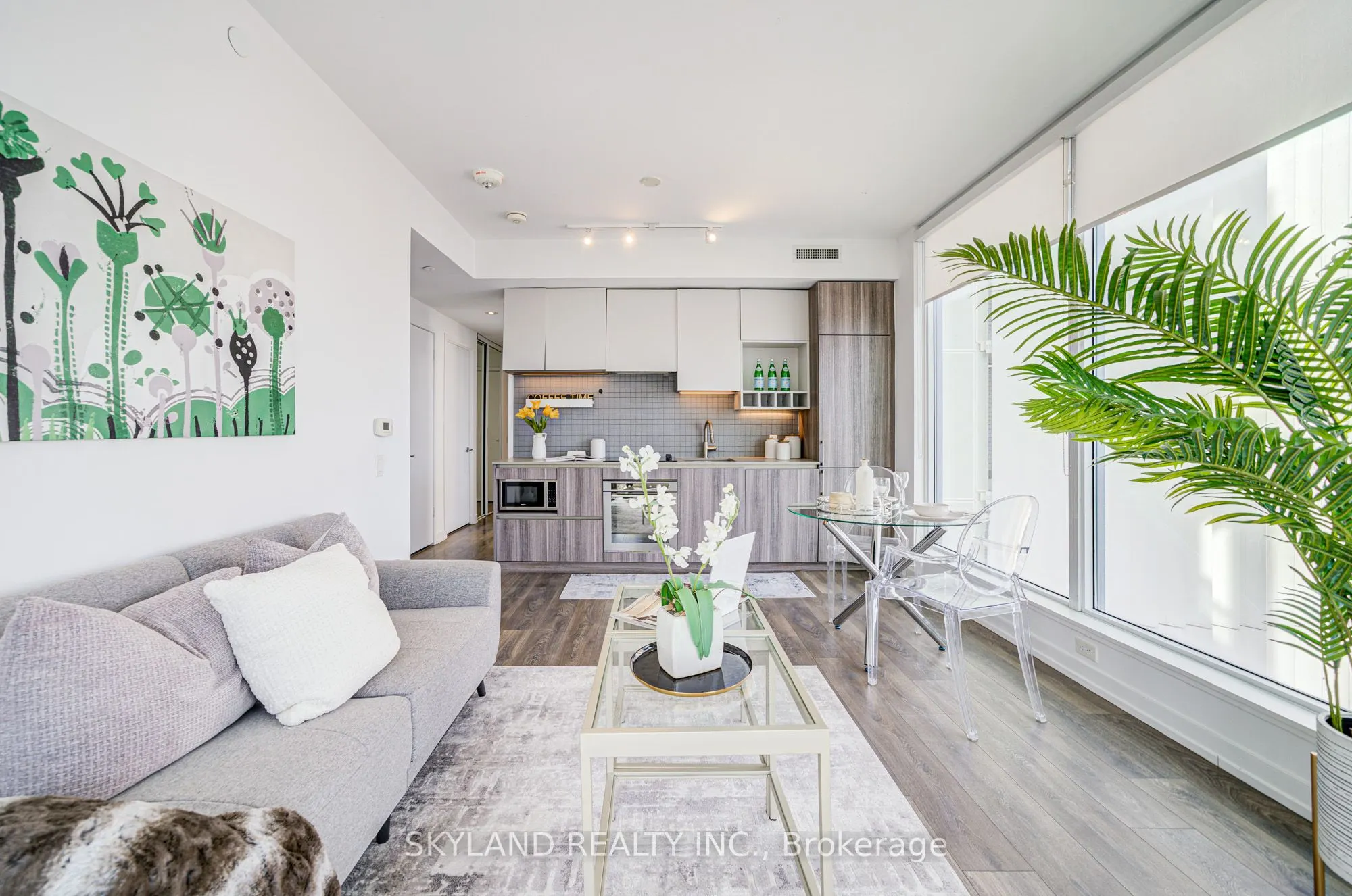 5 Buttermill Avenue, #601