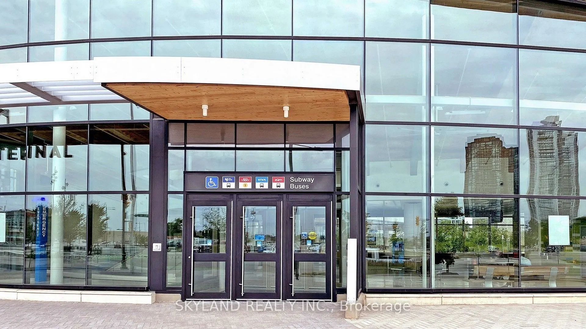5 Buttermill Avenue, #601