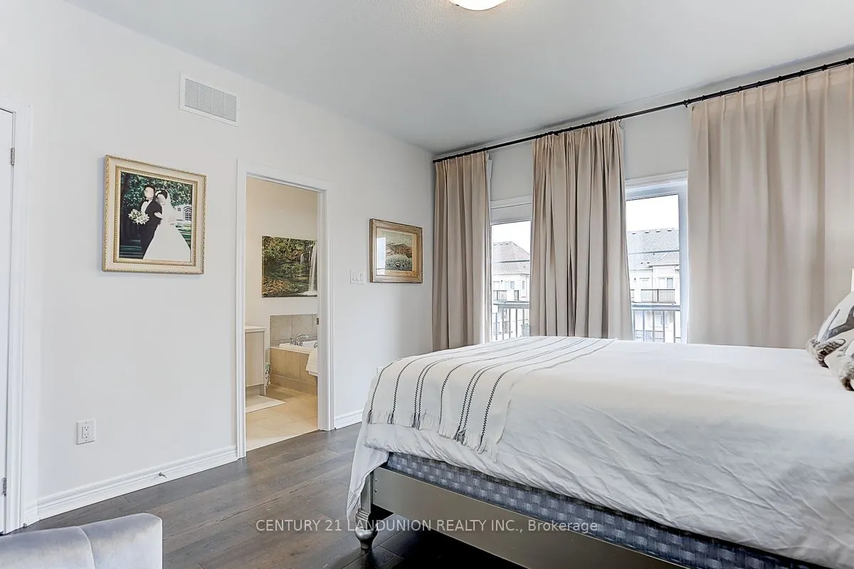 87 Grand Trunk Avenue
