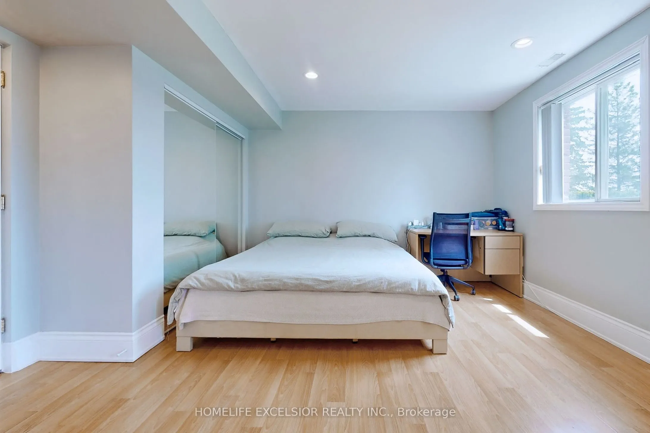 550 Mount Albert Road