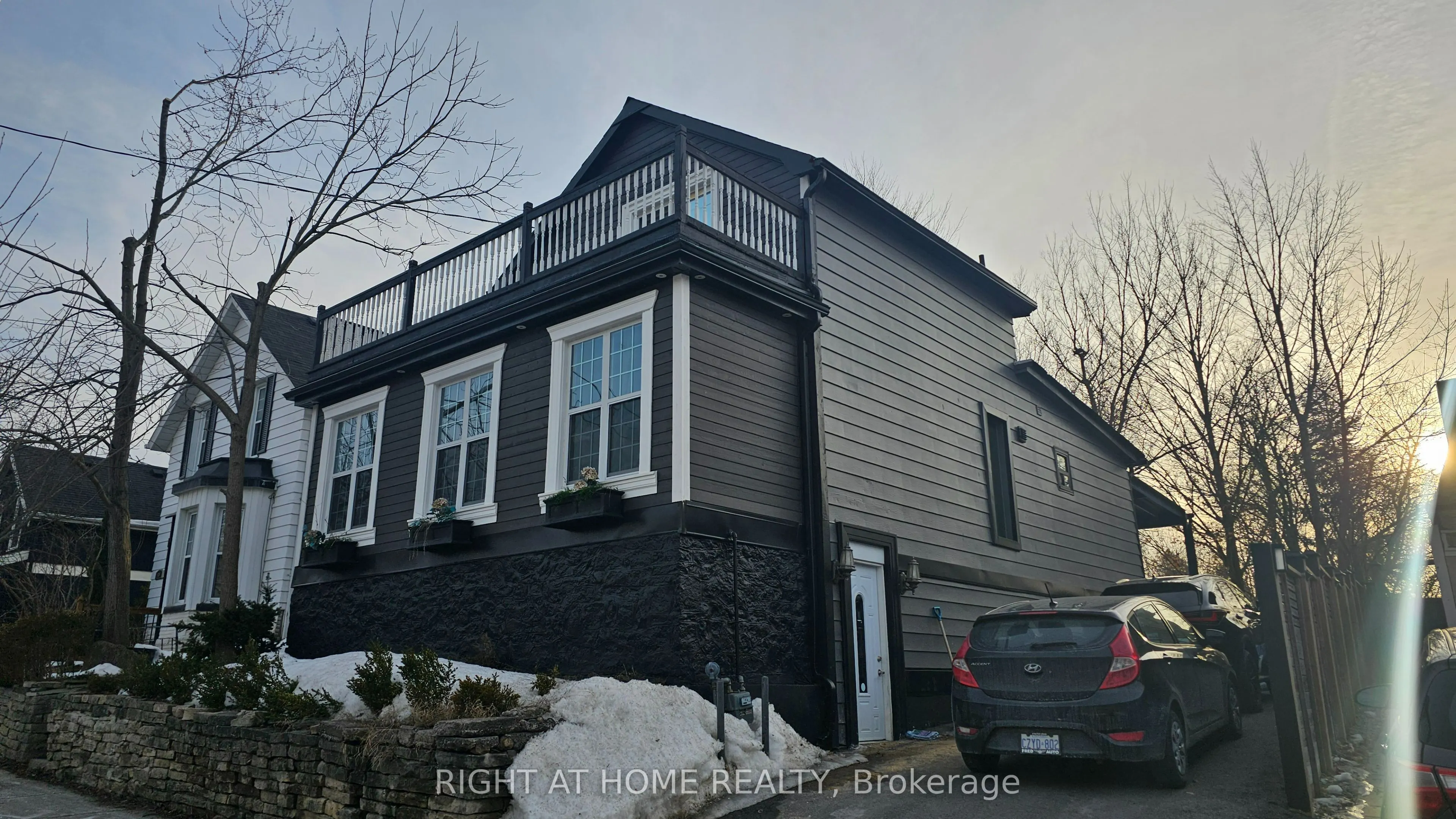64 Machell Avenue