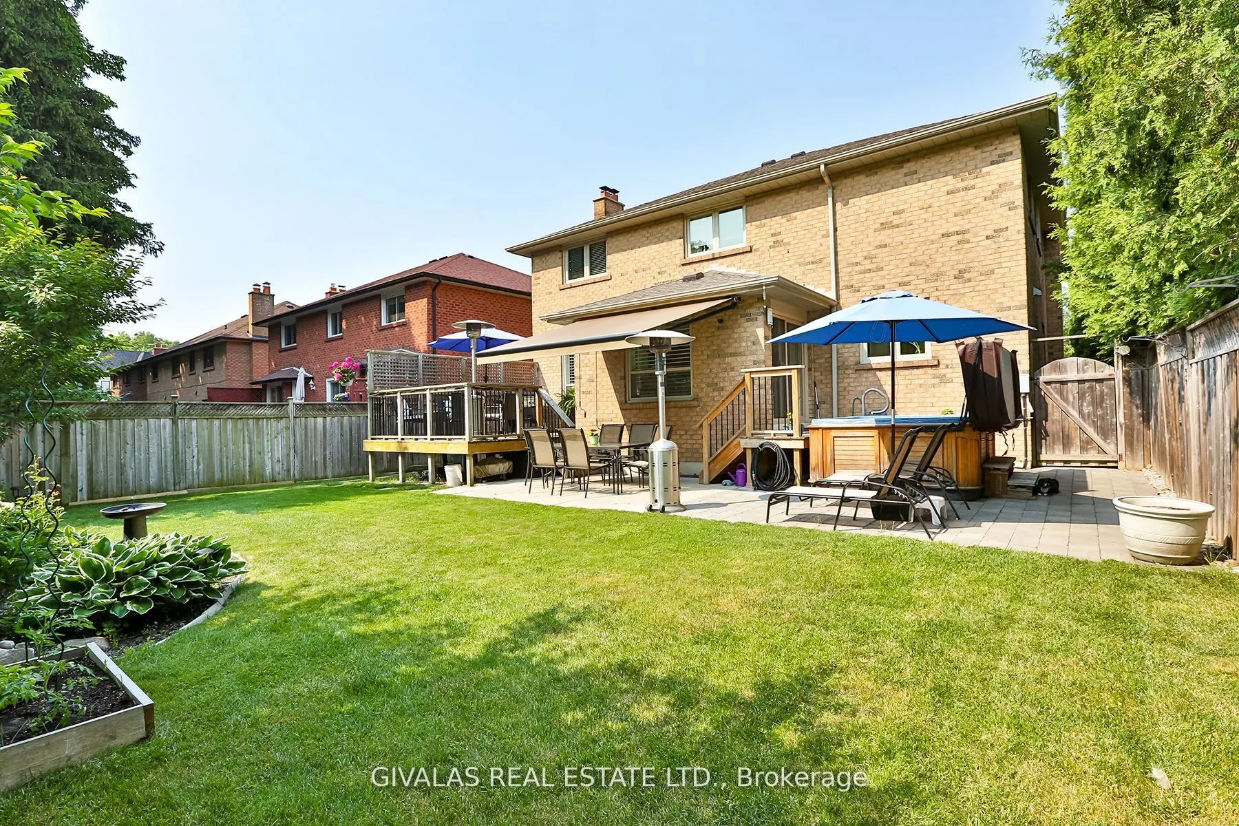 25 Sala Drive