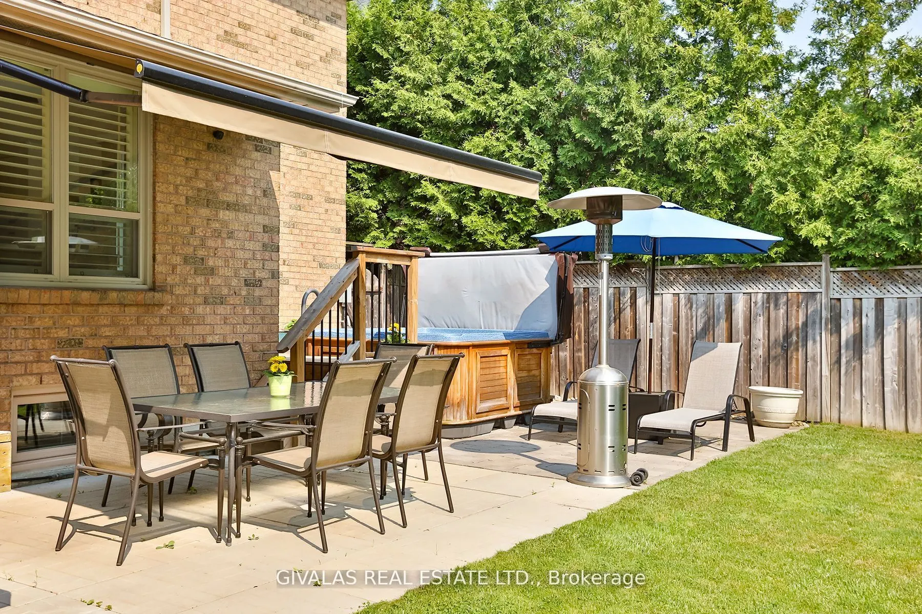 25 Sala Drive