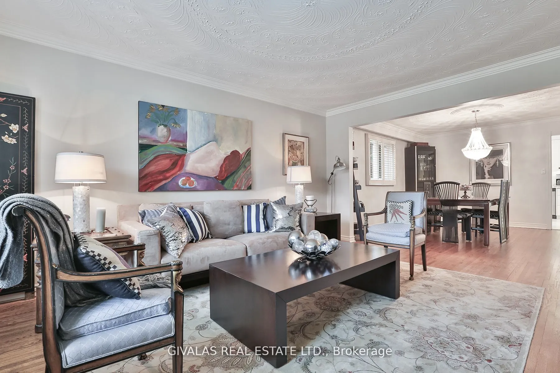 25 Sala Drive