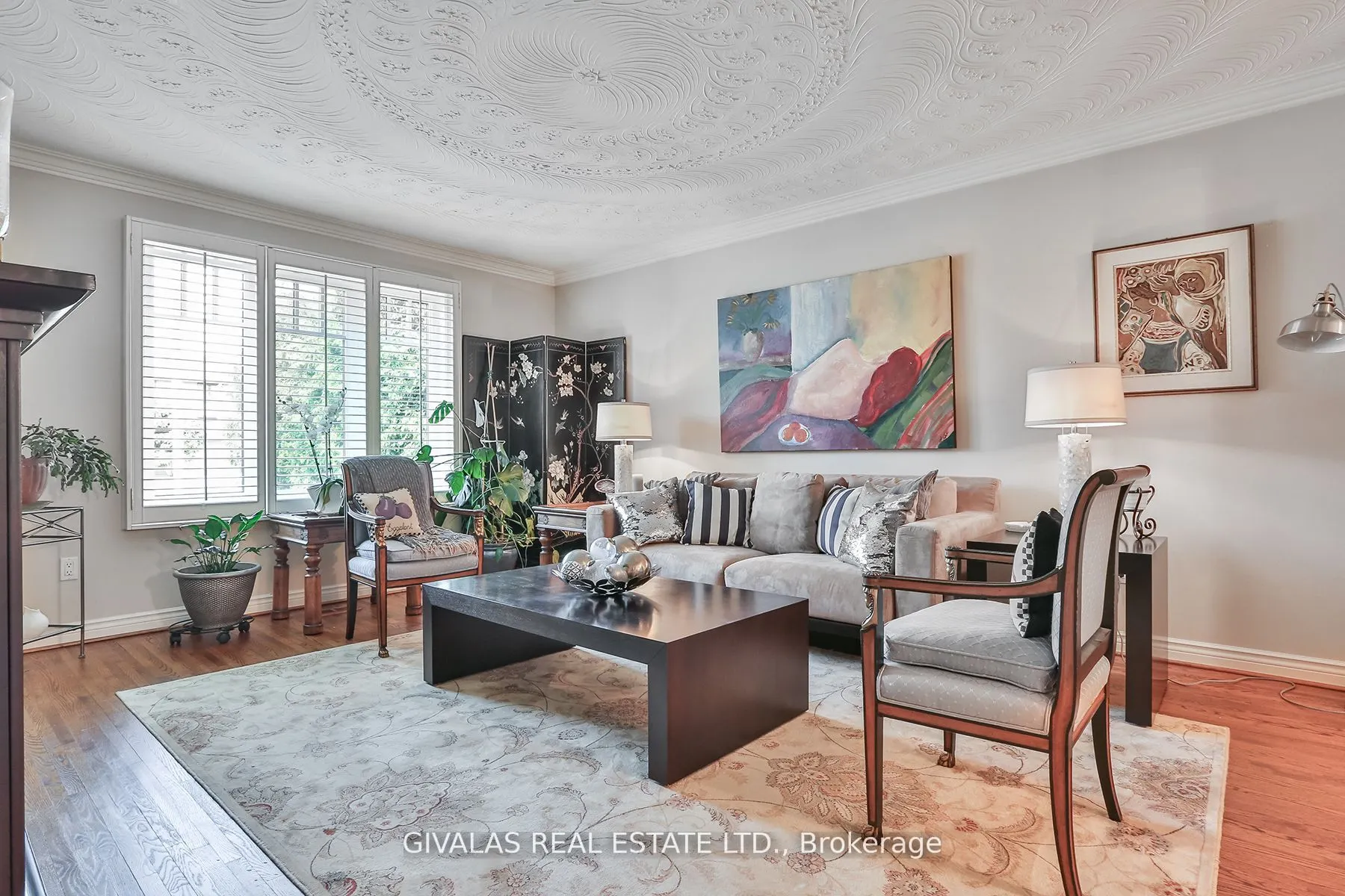 25 Sala Drive