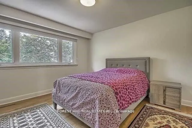 9 Vistaview Boulevard