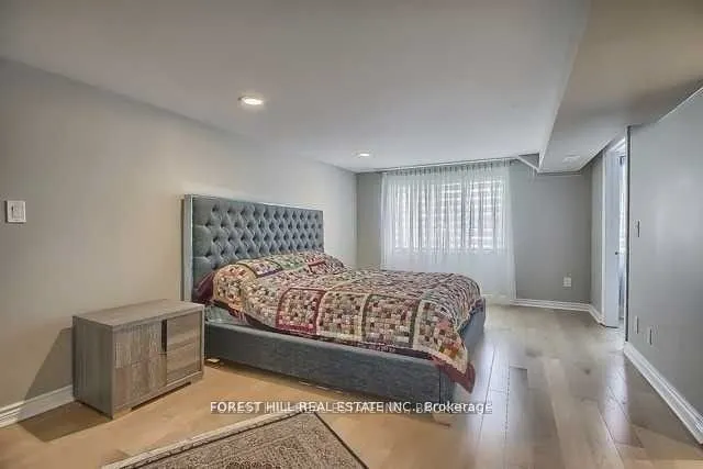 9 Vistaview Boulevard